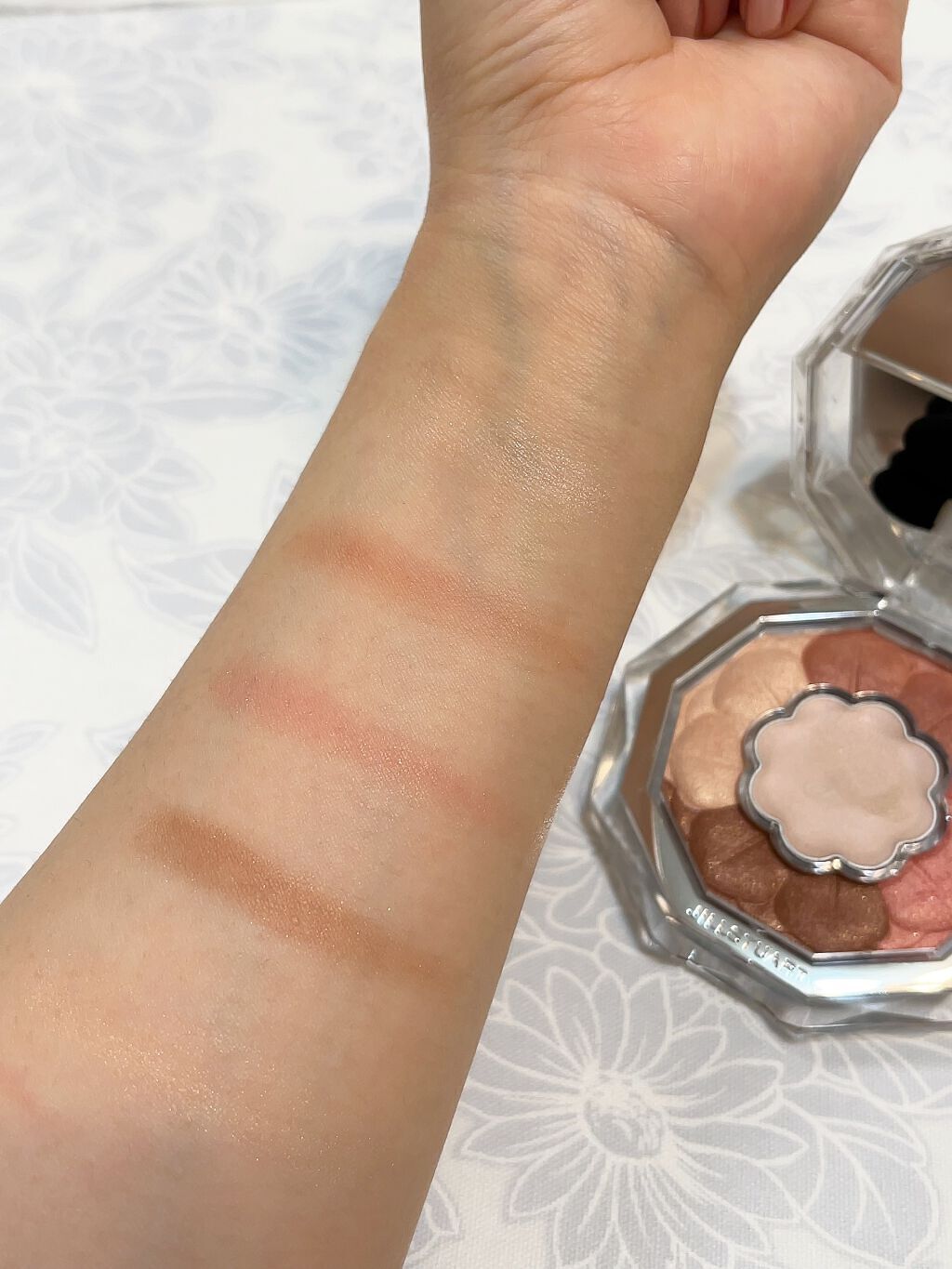 ネイルラッカー ブルームクチュール/JILL STUART/マニキュアを使ったクチコミ（2枚目）