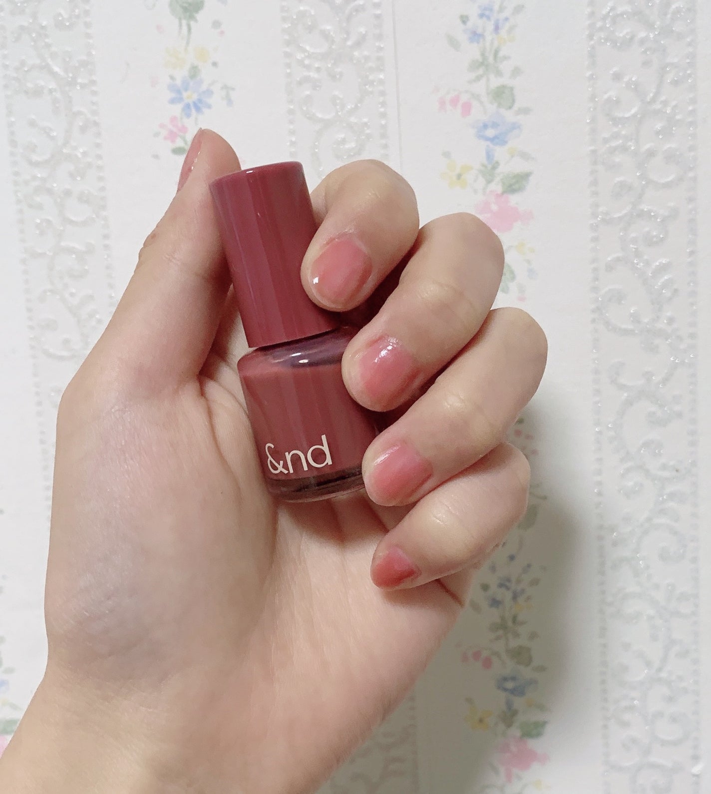 アンドバイロムアンド グラッシードロップネイル/&nd by rom&nd/マニキュアを使ったクチコミ(1枚目)
