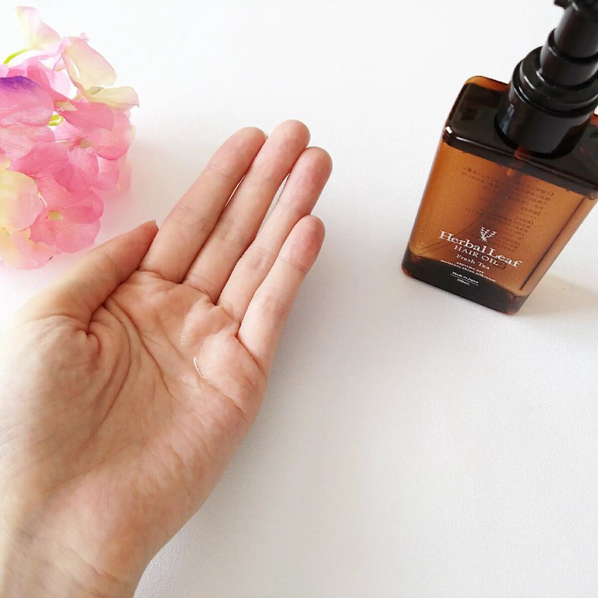 オーガニックヘアオイル フレッシュティーの香り/ハーバルリーフ/ヘアオイルを使ったクチコミ（2枚目）