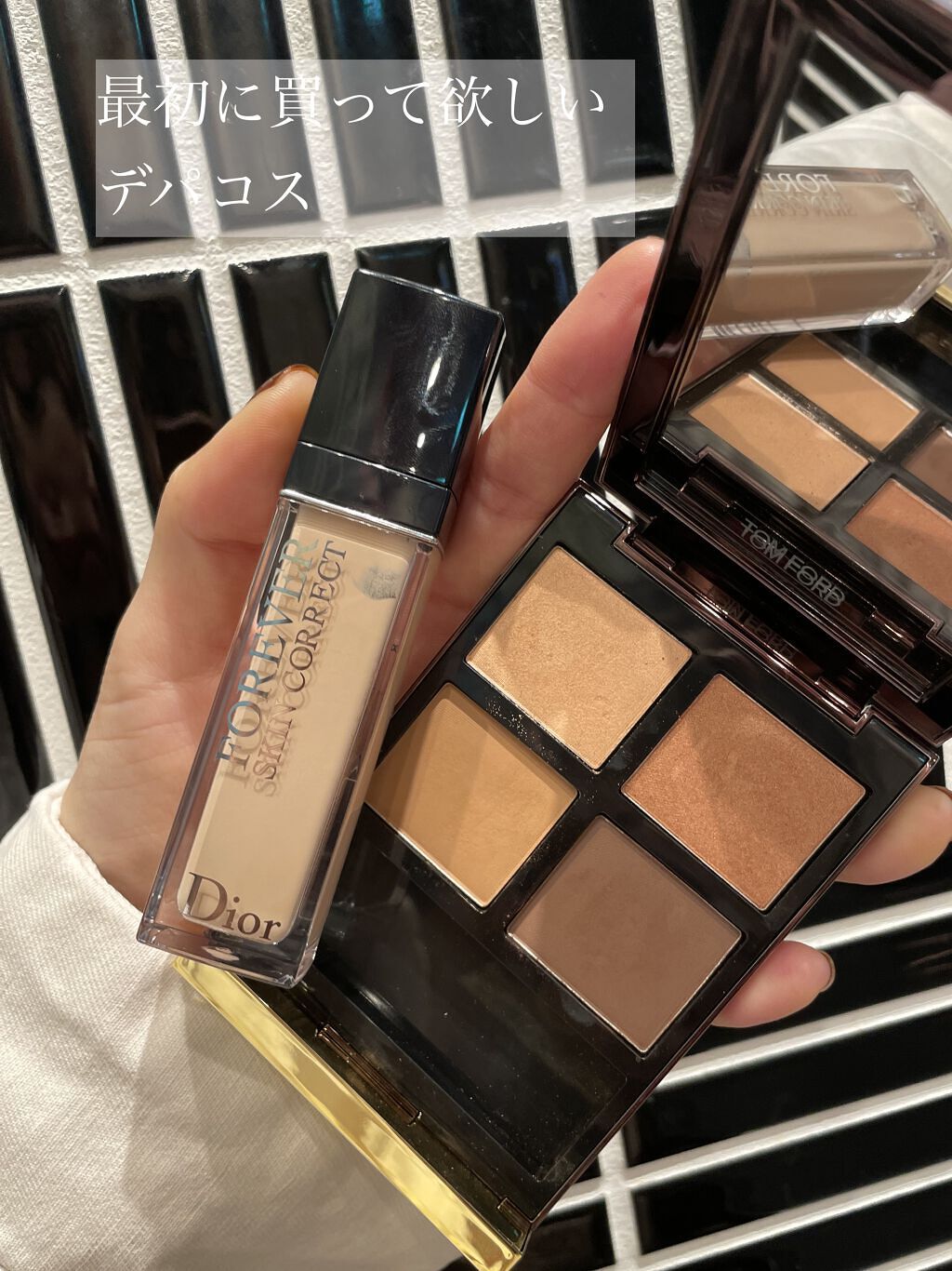 【美人見え錯覚♡正統派メイク】

正統派に仕上げたい日の定番2品

✔️Dior
ディオールスキン フォーエヴァー スキン コレクト コンシーラー
#ニュートラル 0N

✔️TOM FORD BEAUTY
アイ カラー クォード
#アイ 