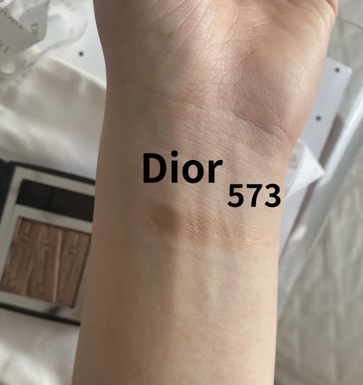 モノ クルール クチュール/Dior/単色アイシャドウを使ったクチコミ（2枚目）