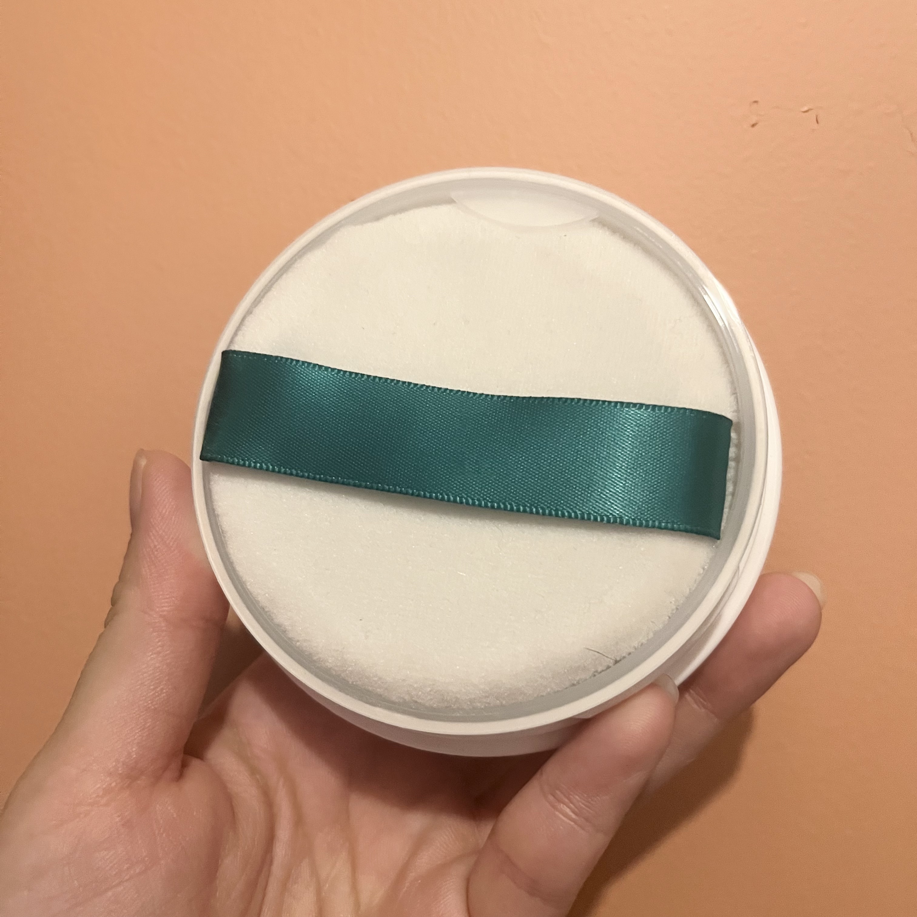 薬用さらさらデオドラントパウダー/デオナチュレ/デオドラント・制汗剤を使ったクチコミ（2枚目）