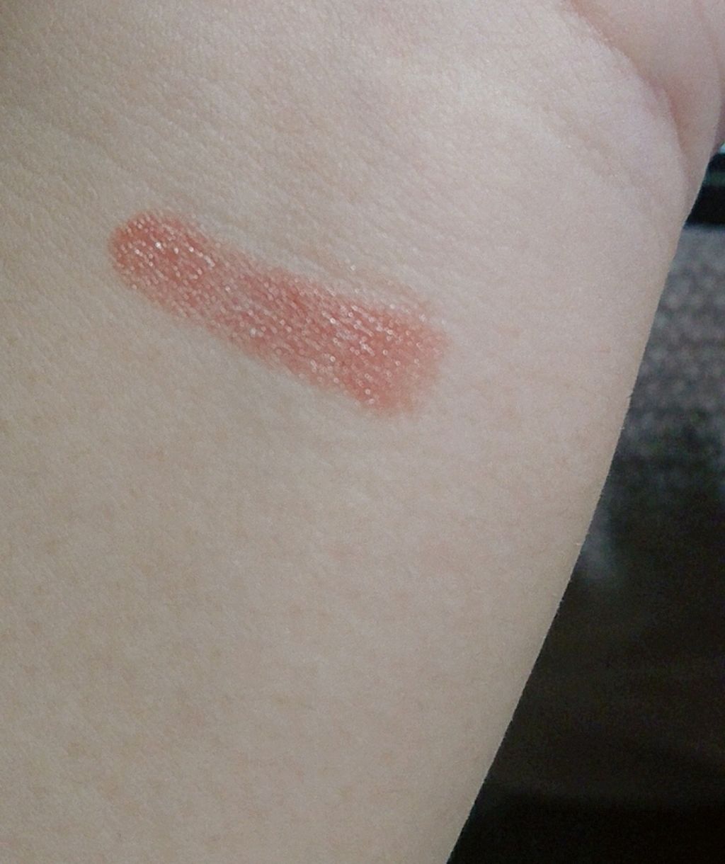 ラスティンググロスリップ/CEZANNE/口紅を使ったクチコミ（2枚目）