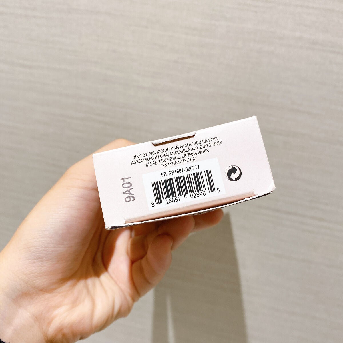 GLOSS BOMB Universal Lip Luminizer/FENTY BEAUTY BY RIHANNA/リップグロスを使ったクチコミ(10枚目)