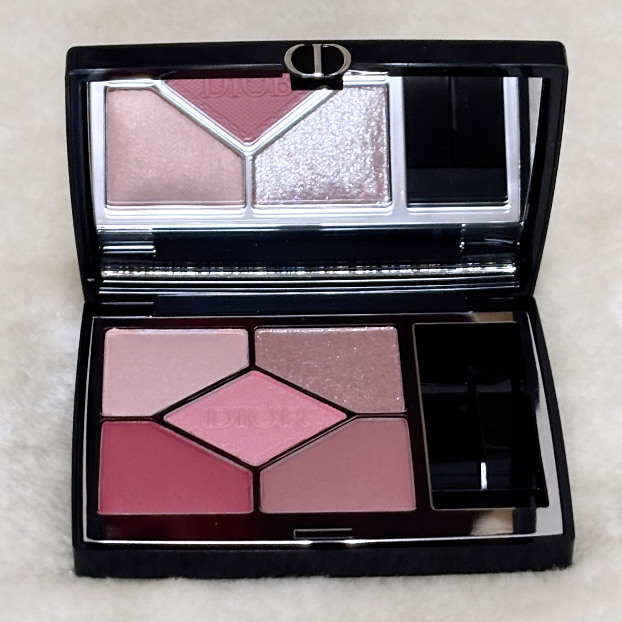 ディオールショウ サンク クルール/Dior/アイシャドウを使ったクチコミ（1枚目）