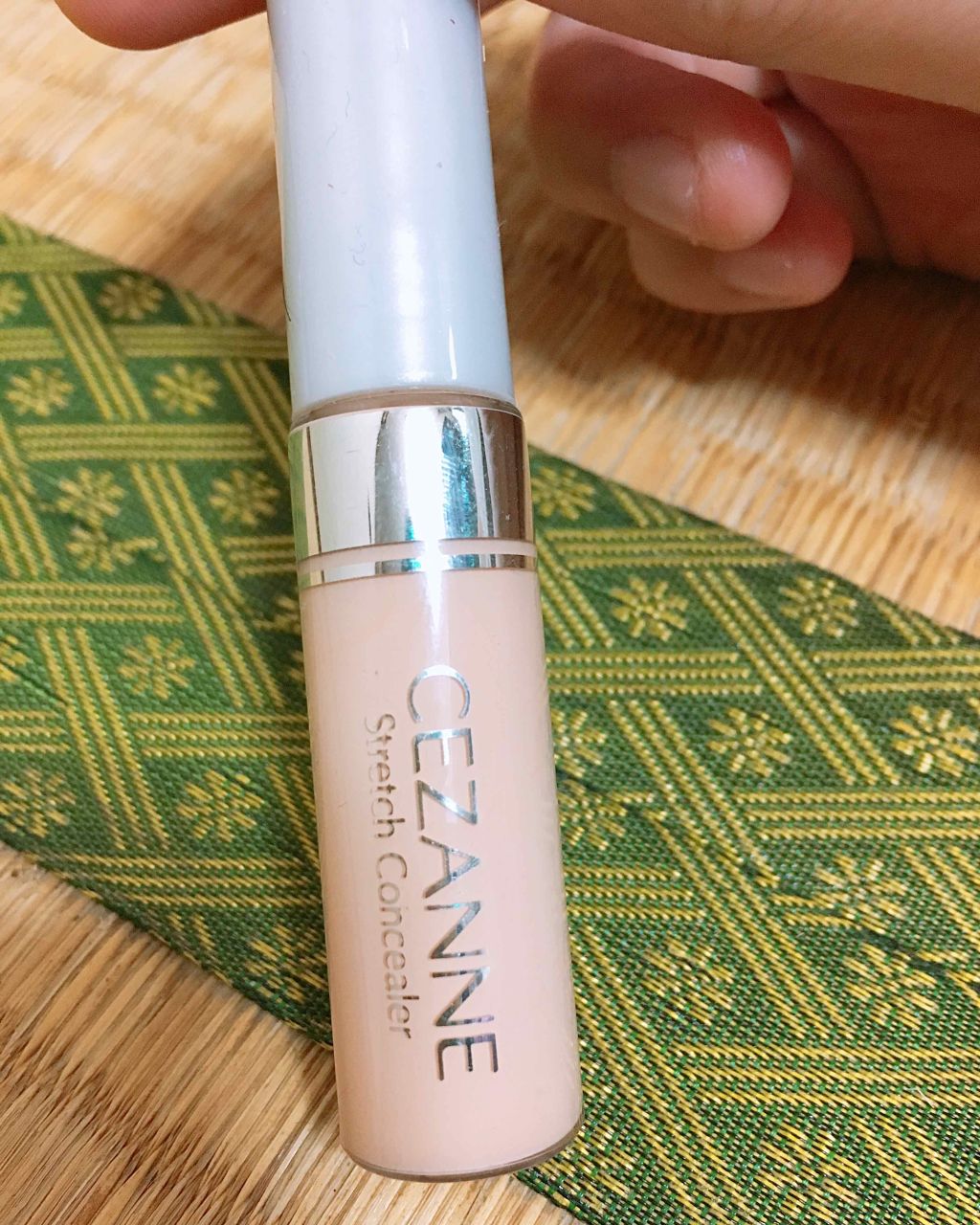 ストレッチコンシーラー 10 ライト系/CEZANNE/リキッドコンシーラーを使ったクチコミ（1枚目）