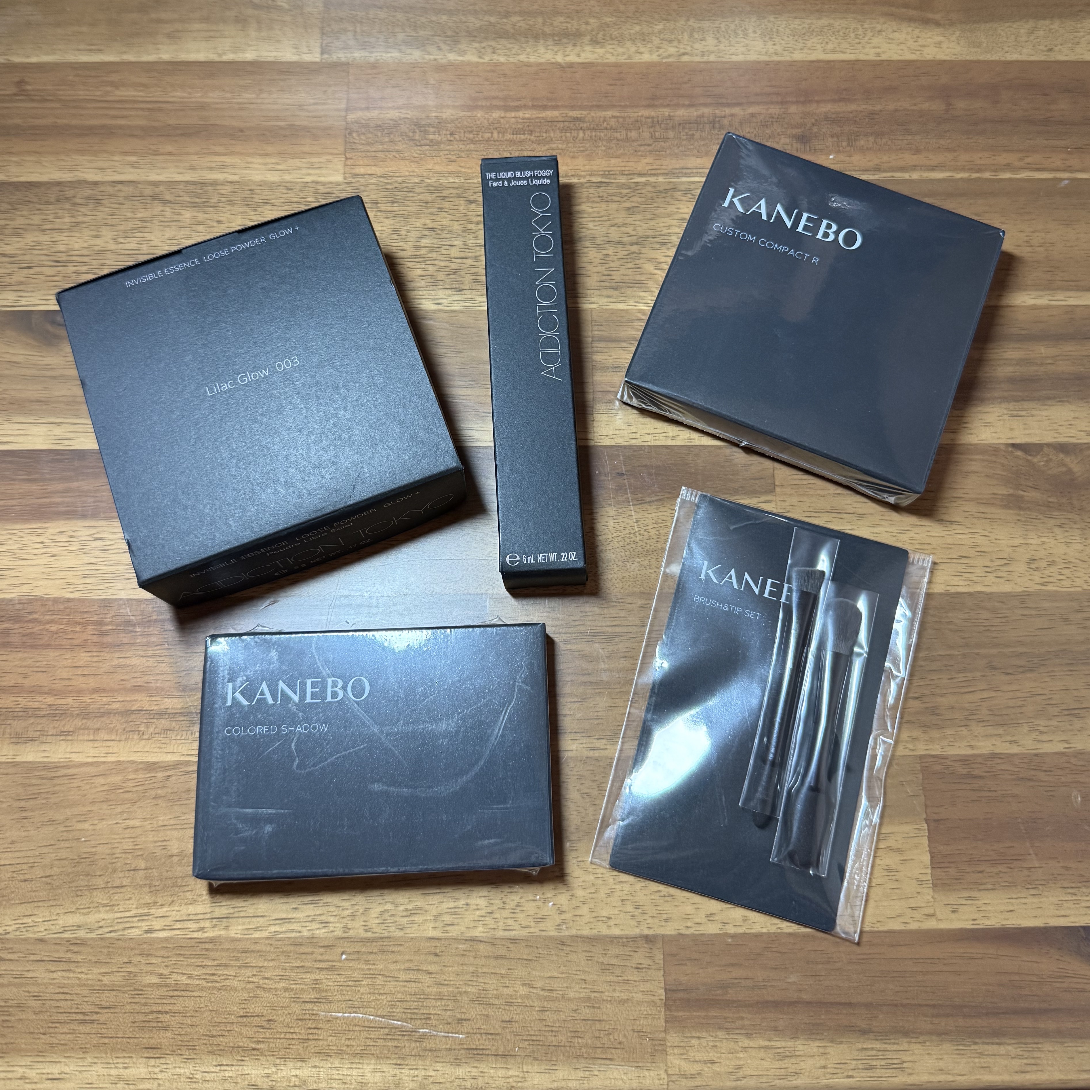 アディクション インビジブル エッセンス ルースパウダー グロウ +/ADDICTION/ルースパウダーを使ったクチコミ（1枚目）