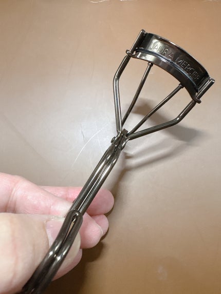 アーティスト アイラッシュ カーラー/ローラ メルシエ/ビューラーを使ったクチコミ(5枚目)