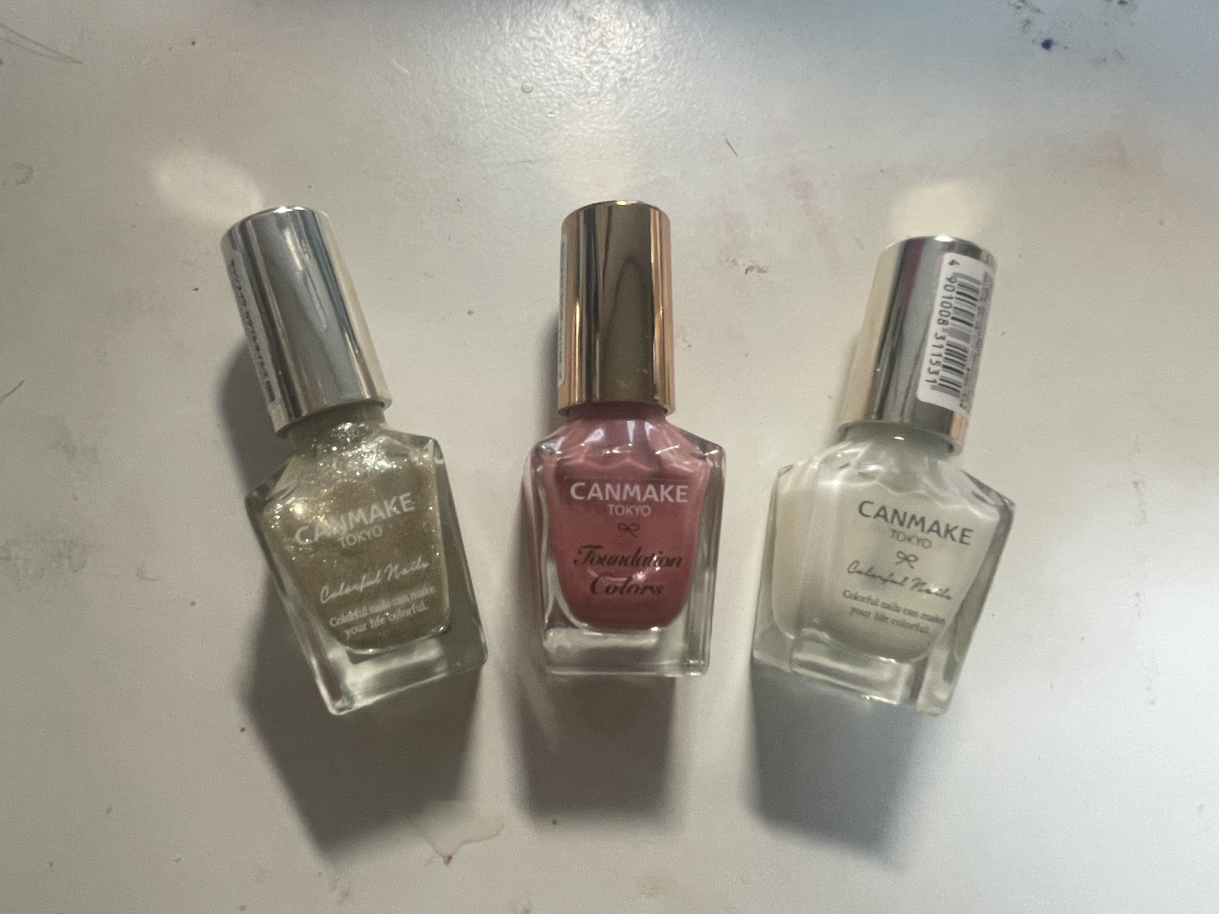 カラフルネイルズ/キャンメイク/マニキュアを使ったクチコミ（2枚目）