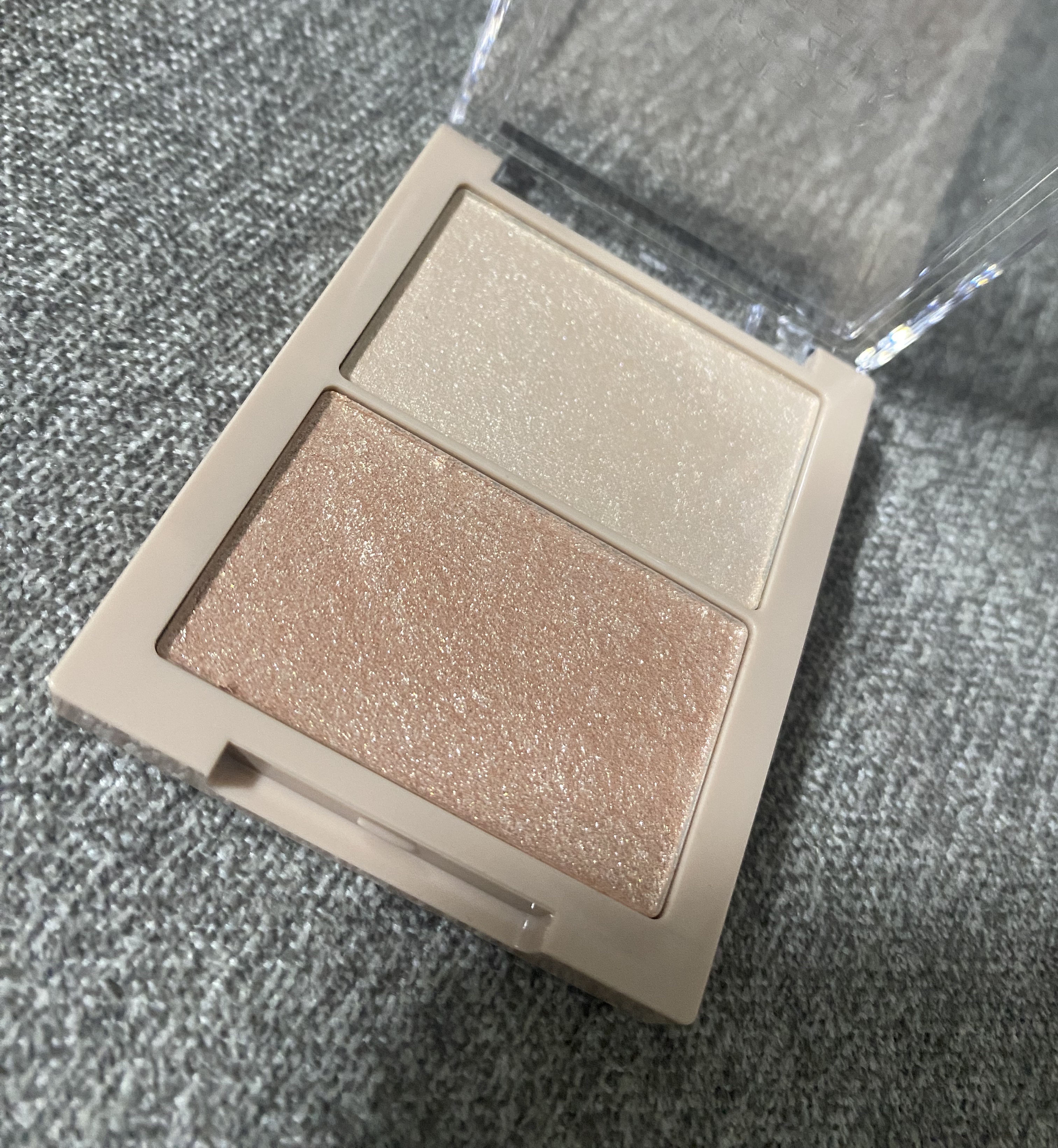 N&D パールハイライト 02 ゴールドシャンパーニュ/aZTK/パウダーハイライトを使ったクチコミ（2枚目）