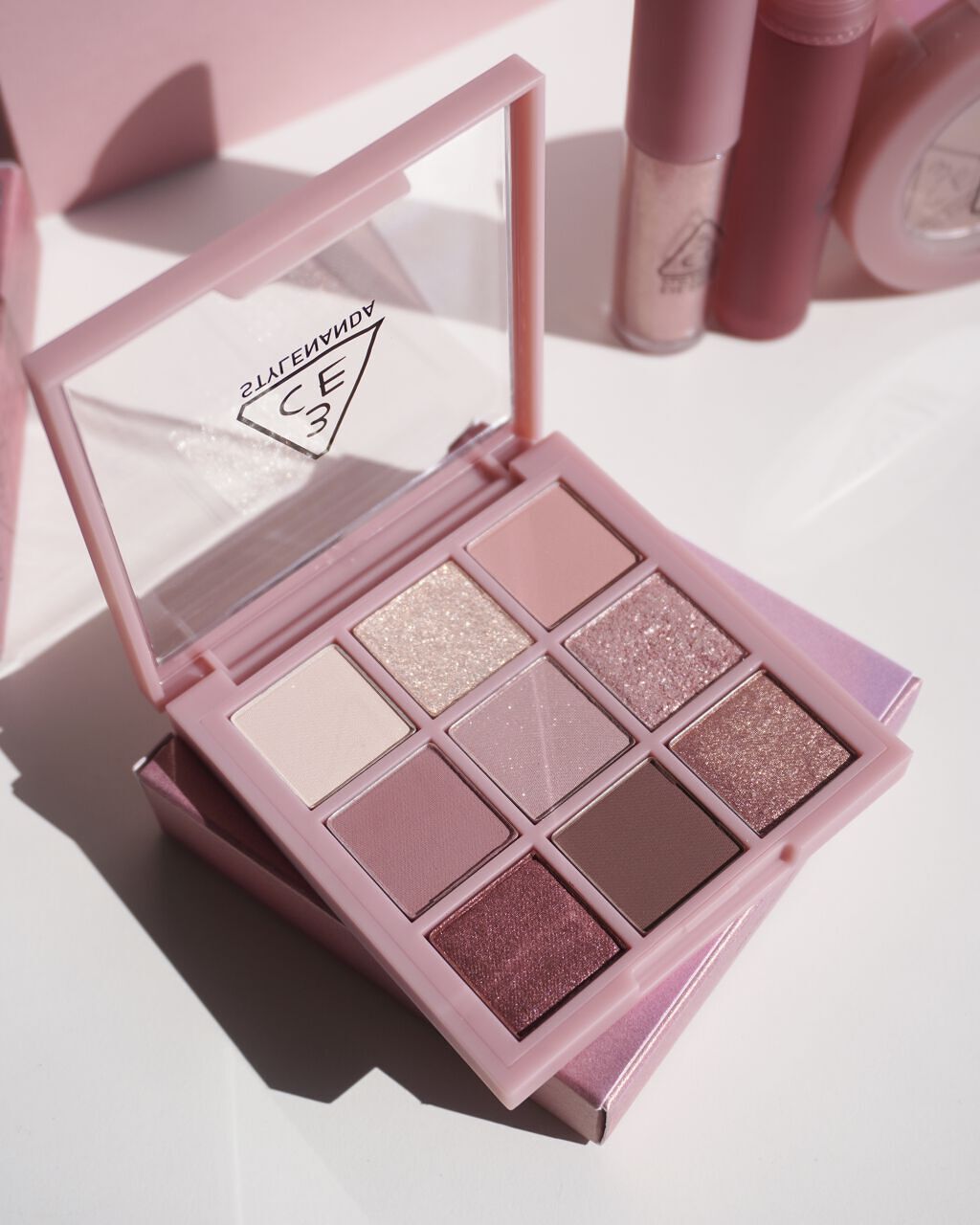 3CE マルチアイカラーパレット AUTO FOCUS/3CE/アイシャドウパレットを使ったクチコミ（3枚目）