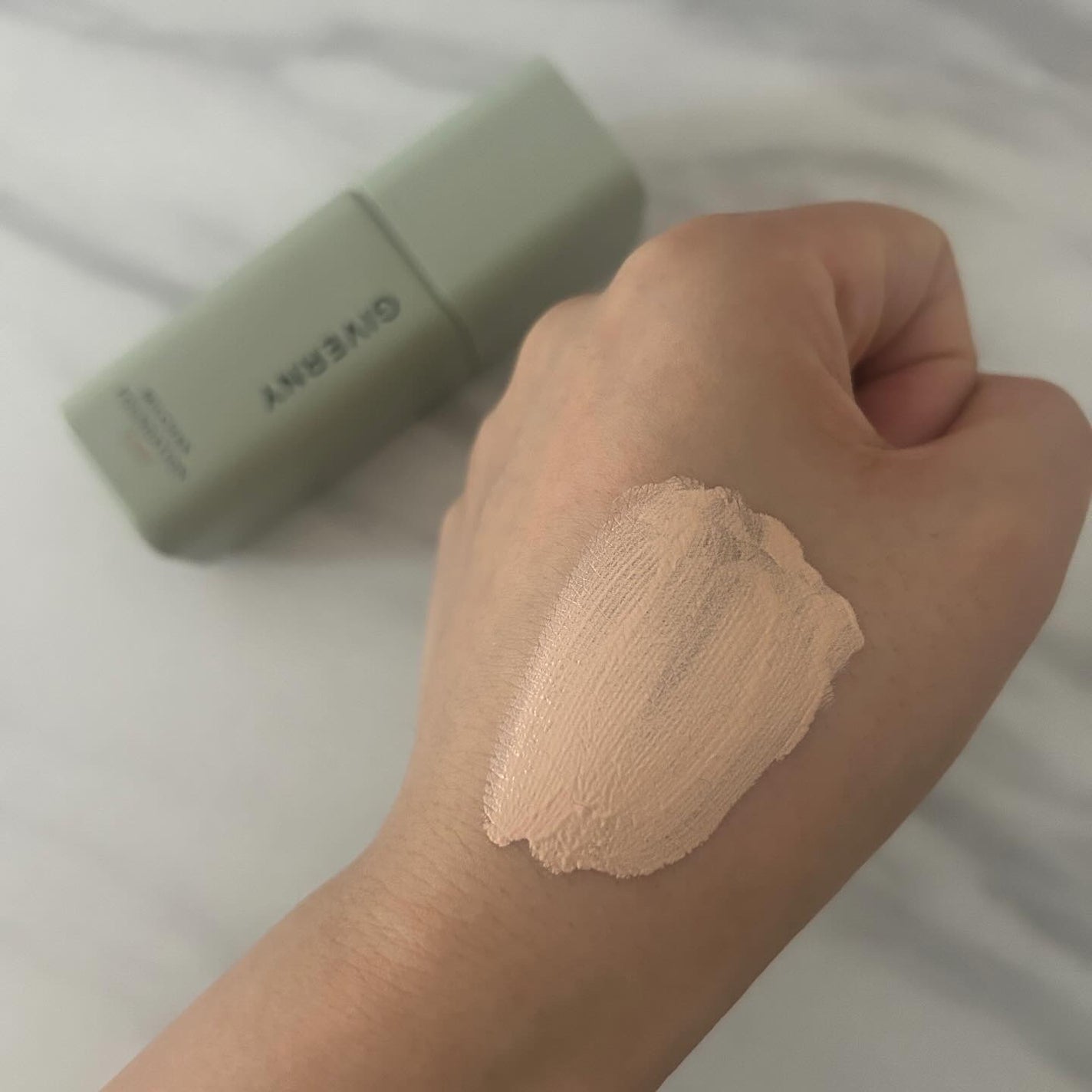 ジヴェルニー 密着カバーファンデーション/GIVERNY/リキッドファンデーションを使ったクチコミ(4枚目)