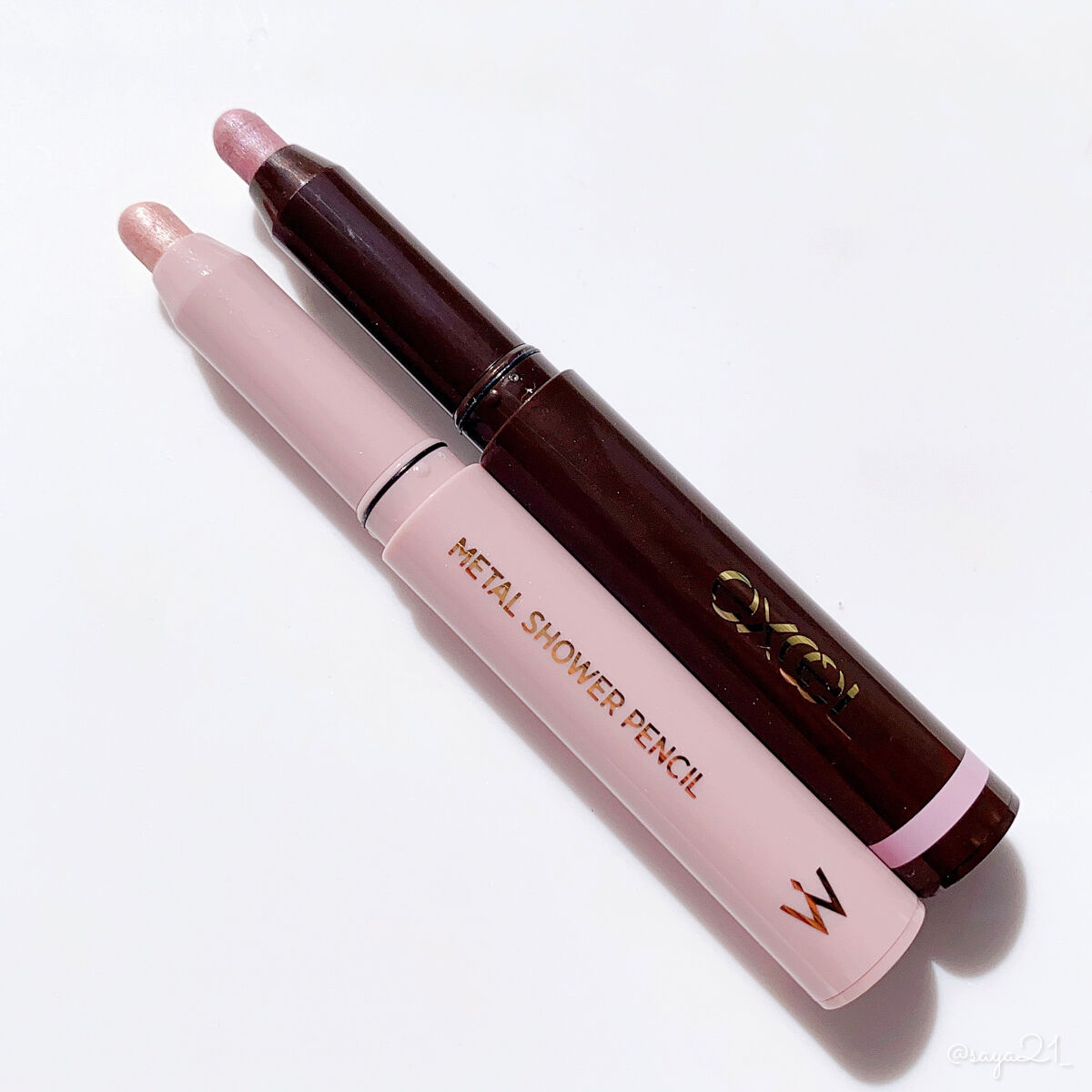 グリームオンフィットシャドウ/excel/スティックアイシャドウを使ったクチコミ（1枚目）