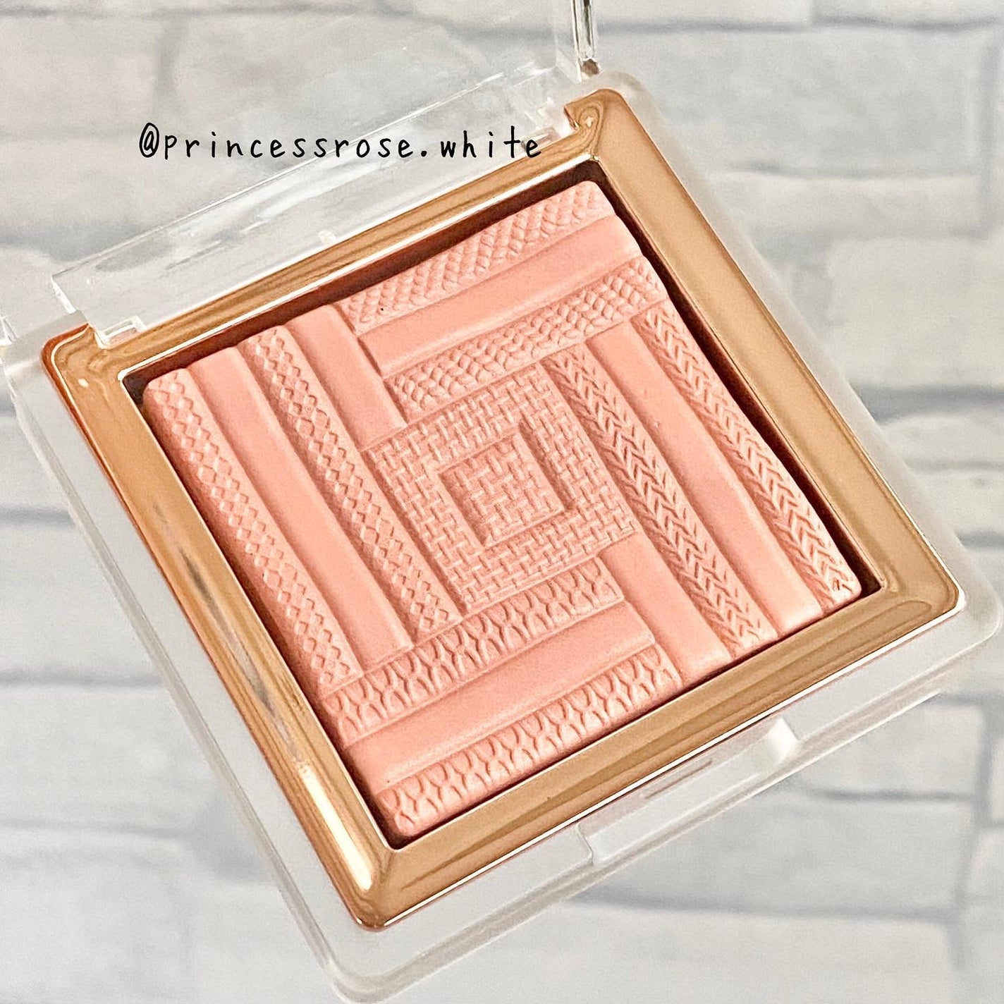 サテンチーク イタルプリズム/MISSHA/パウダーチークを使ったクチコミ(3枚目)