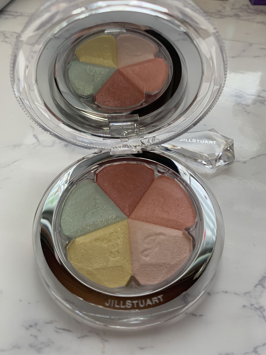 ジルスチュアート ブルーム ミックスブラッシュ コンパクト 19 flower carpet (限定色)/JILL STUART/パウダーチークを使ったクチコミ（2枚目）