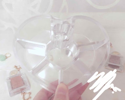 メイク小物スタンド(ハート)/DAISO/その他を使ったクチコミ(2枚目)