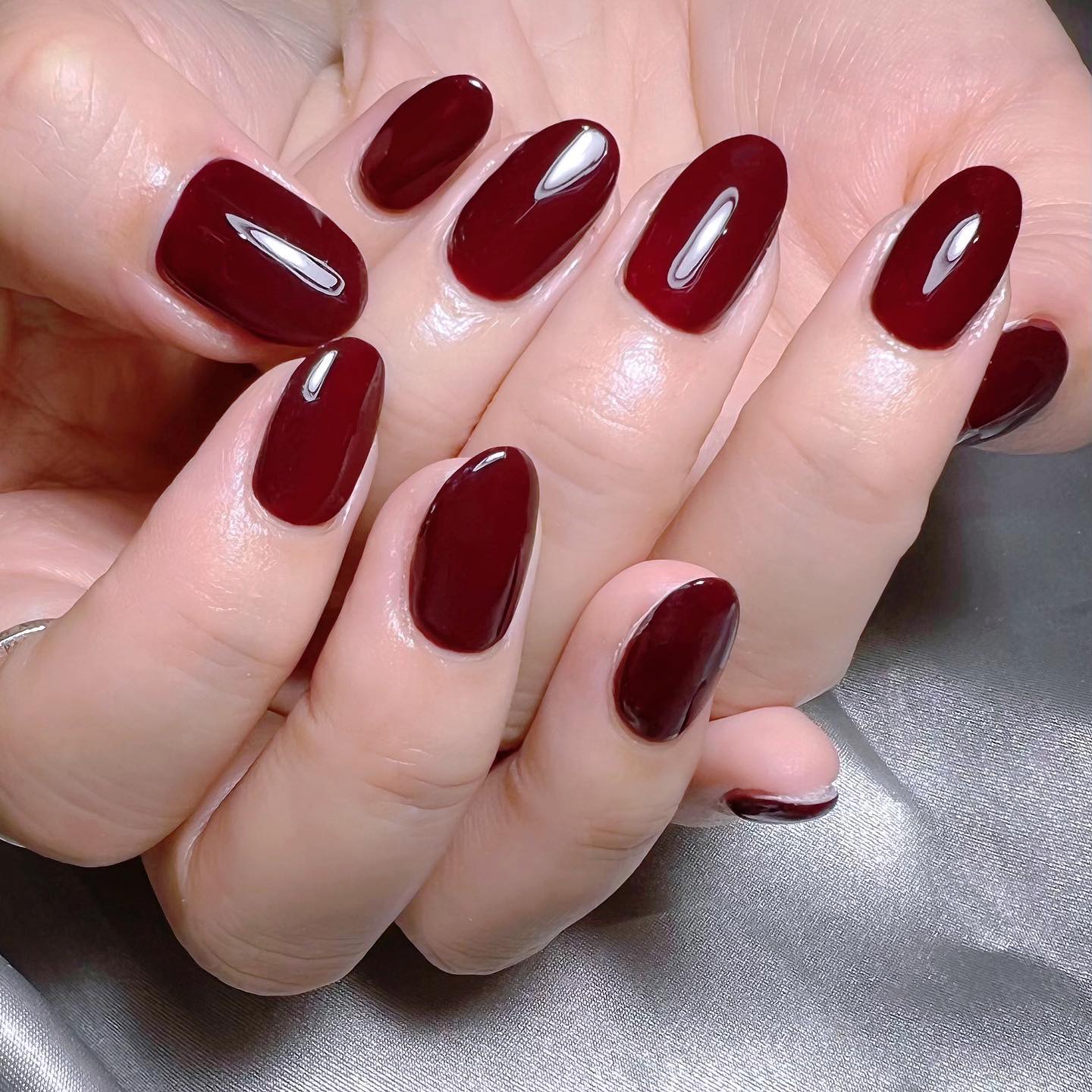 𝔅𝔬𝔯𝔡𝔢𝔞𝔲𝔵.⠀
⠀
@licaxxx1 さん⠀
ワンカラーネイル♡⠀
⠀
@aby_sharenail #nail #nails #nailart #ネイル #美甲 #ネイルアート  #japanesenailart 