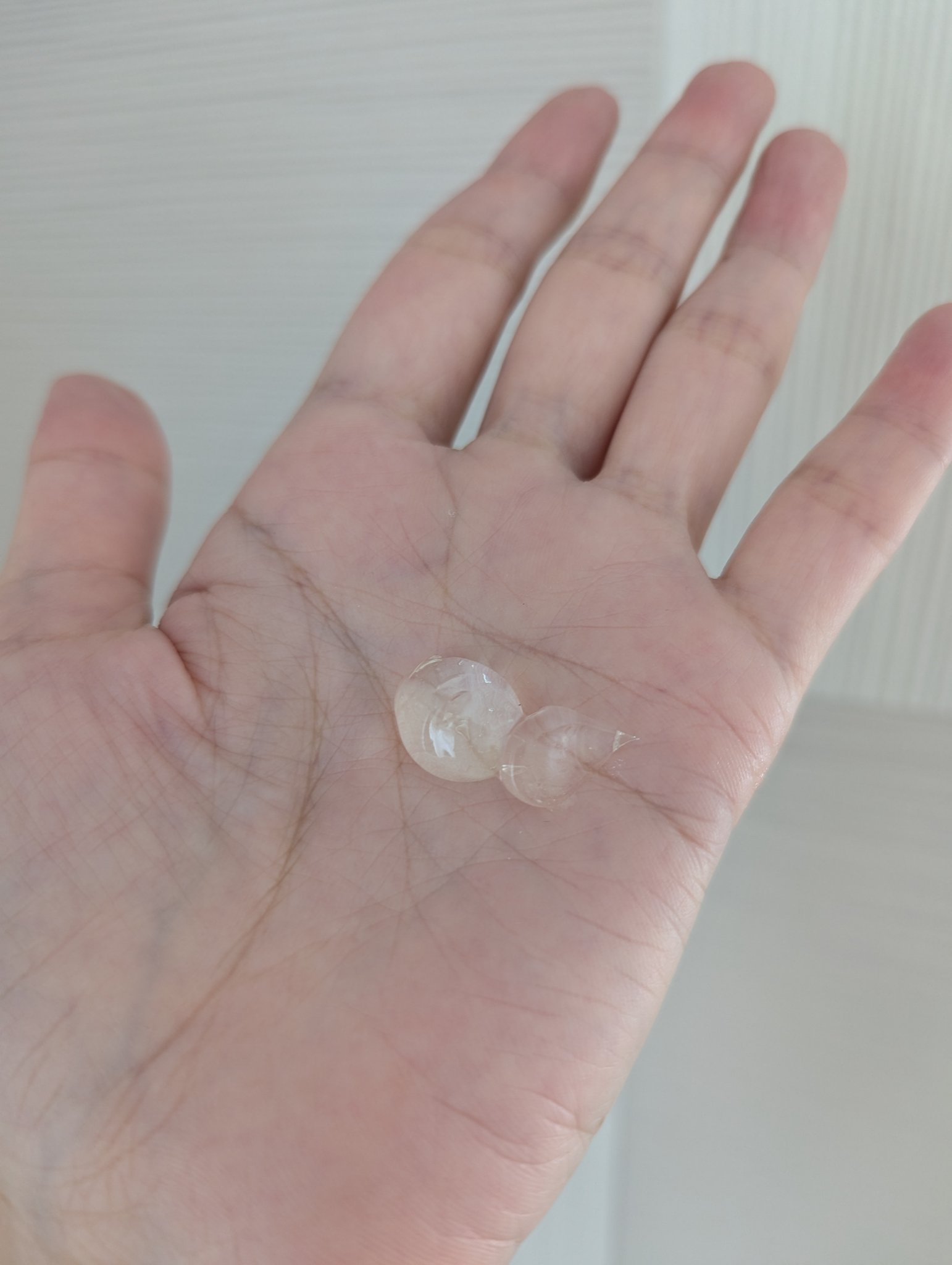 グロッシーヘアジェル/エアリー&イージー/ヘアジェルを使ったクチコミ（2枚目）