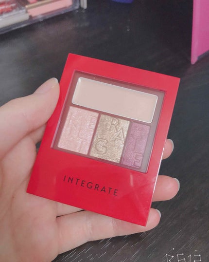 アクセントカラーアイズ CC/インテグレート/アイシャドウパレットを使ったクチコミ(1枚目)