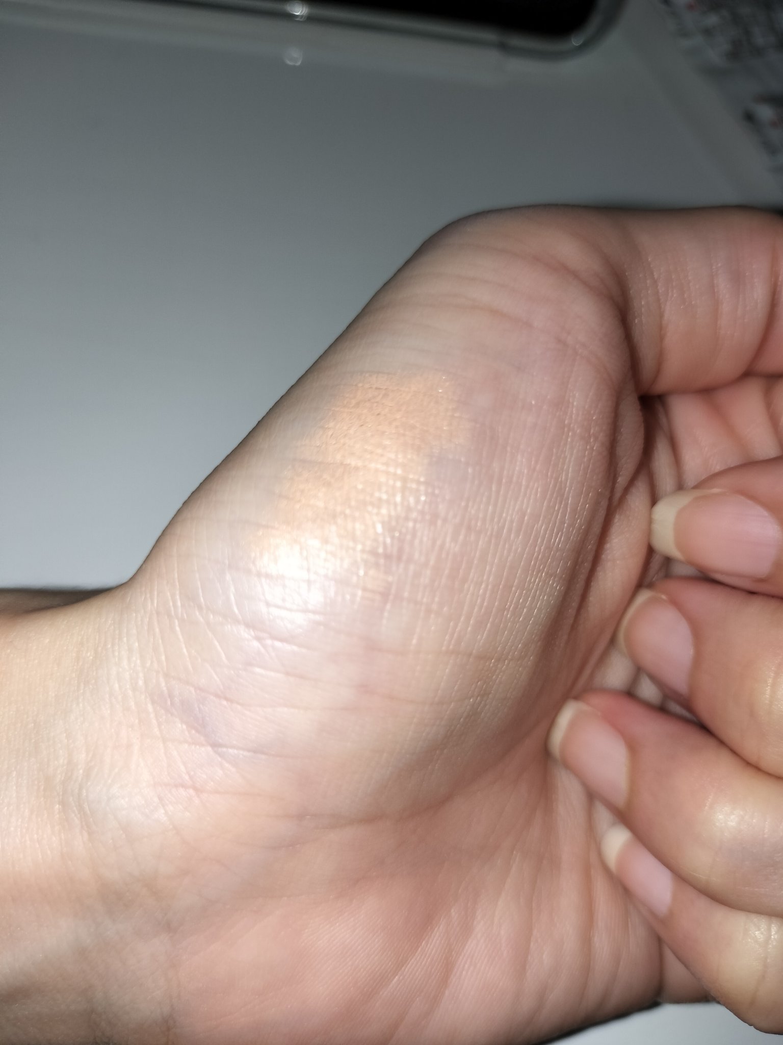 ウォンジョンヨ　メタルシャワーペンシル 04 リコッタピーチ/Wonjungyo/スティックアイシャドウを使ったクチコミ（2枚目）