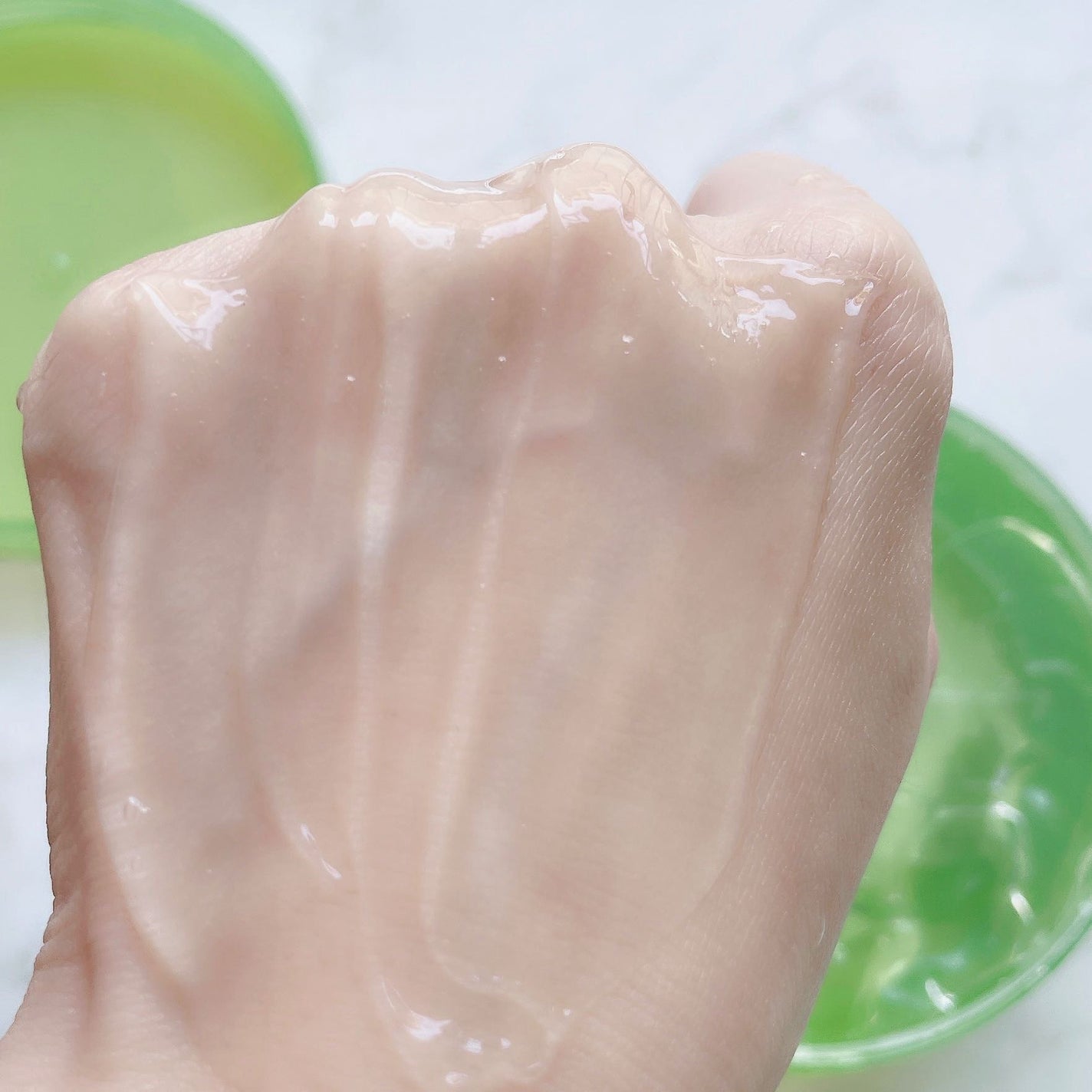 マイルド&モイスチャーアロエジェル/ネイチャーリパブリック/ボディローションを使ったクチコミ(6枚目)