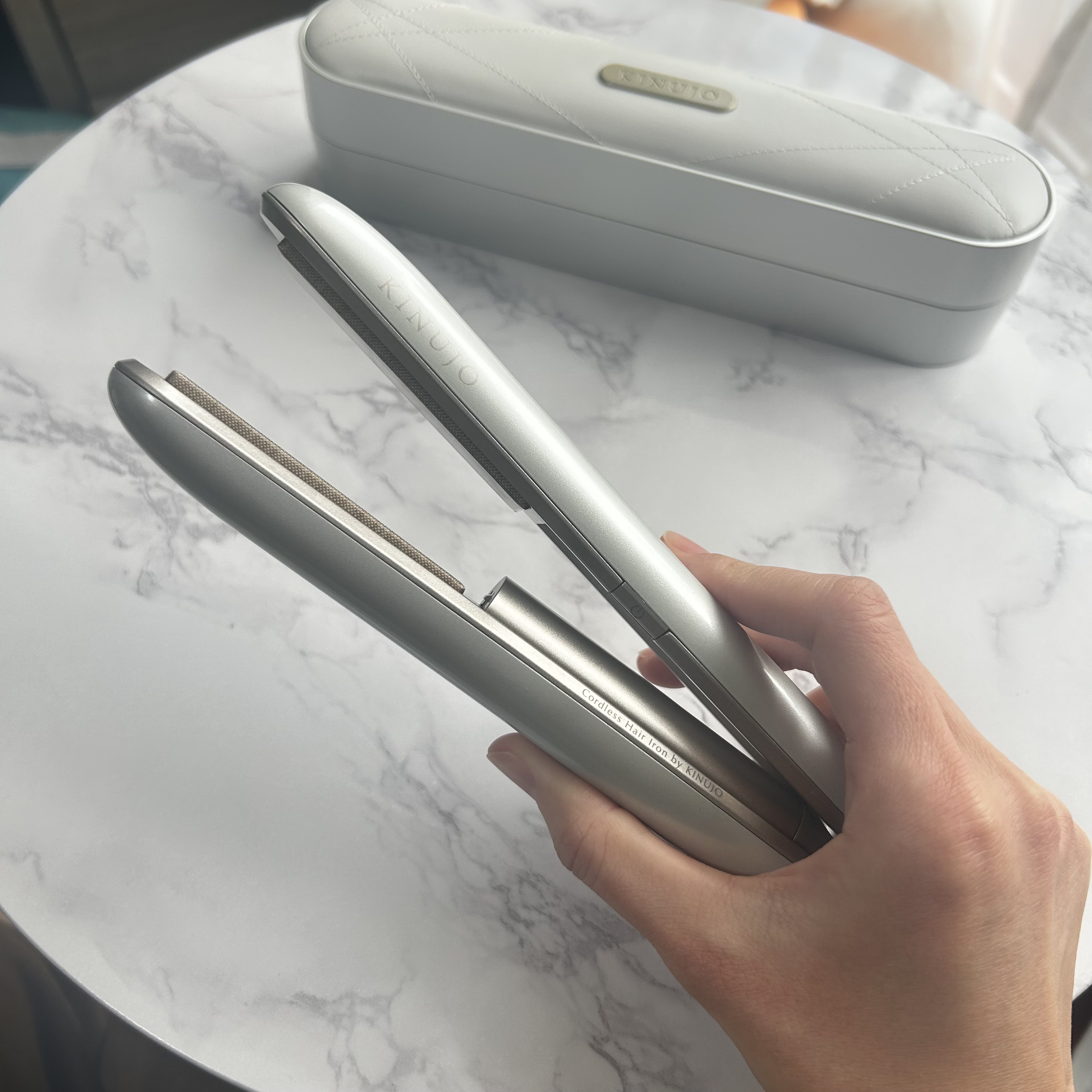 Luxejewel［ラグジュエル］-KINUJO コードレスアイロン-/KINUJO/ストレートアイロンを使ったクチコミ（3枚目）