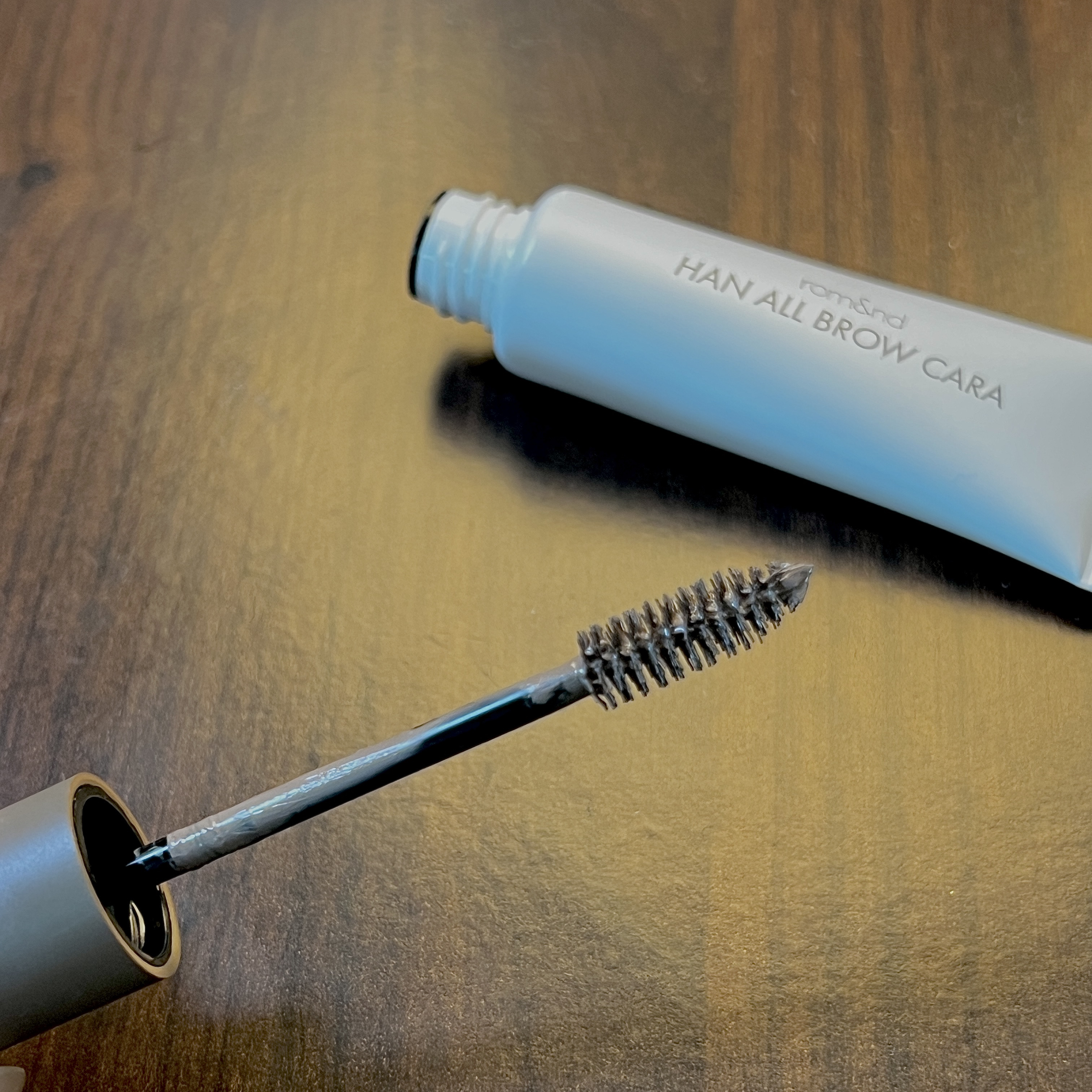 ハンオールブロウカラ/rom&nd/眉マスカラを使ったクチコミ（2枚目）