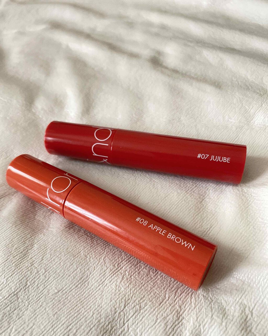 ジューシーラスティングティント/rom&nd/リップティントを使ったクチコミ（2枚目）