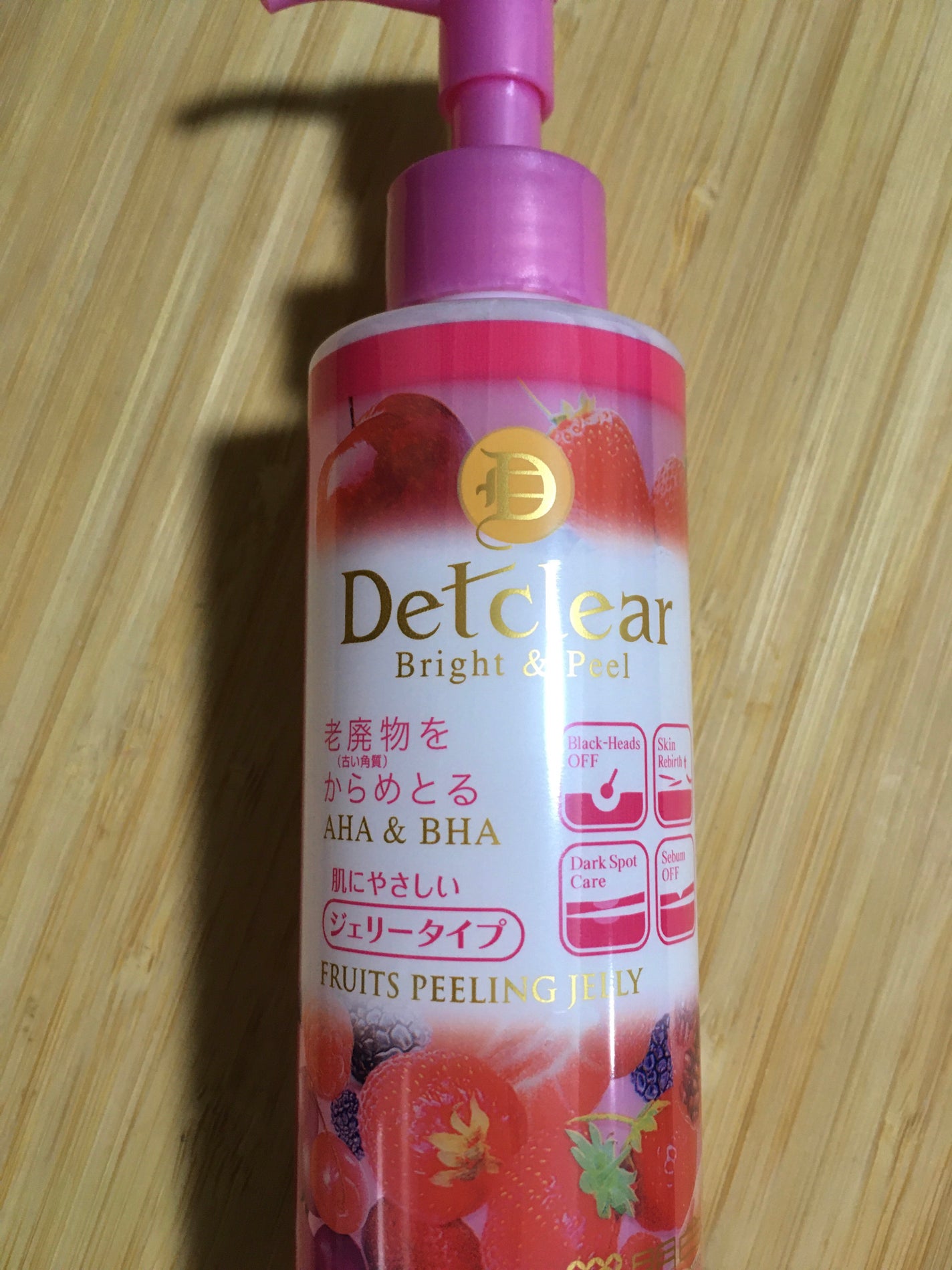 DETクリア ブライト&ピール ピーリングジェリー <ミックスベリーの香り>/Detclear/ピーリングを使ったクチコミ(1枚目)
