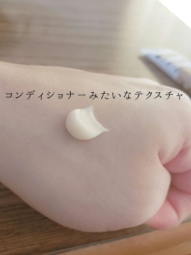 ハニーチェ うるうるオイルイン ハンドクリームのクチコミ「シャントリで有名なハニーチェのハンドクリーム、使い切りレビューですがリピなしです。

#Hon.....」（2枚目）