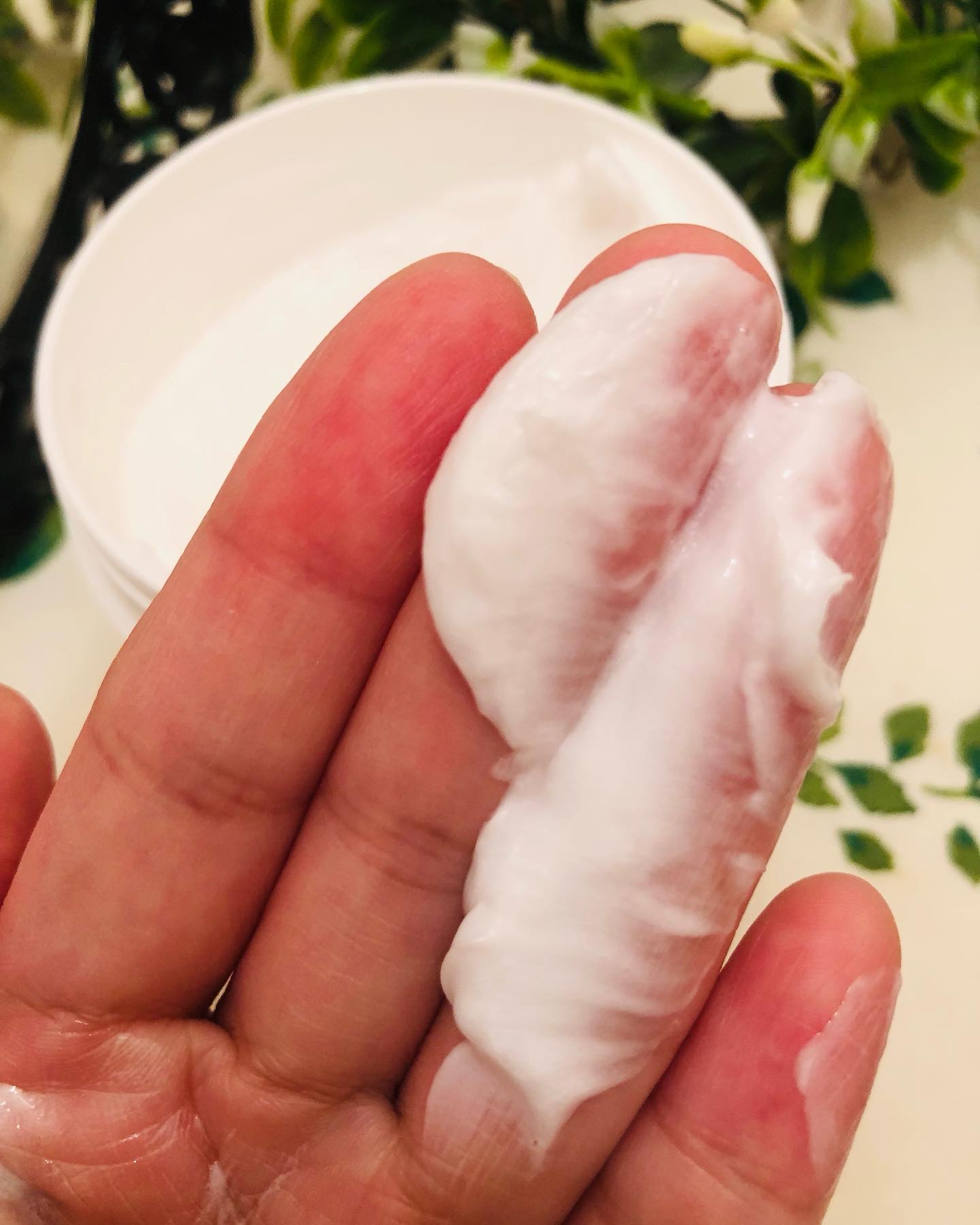 ダヴ クリームボディウォッシュ コンフォートモイスチャー/ダヴ/ボディソープを使ったクチコミ（3枚目）