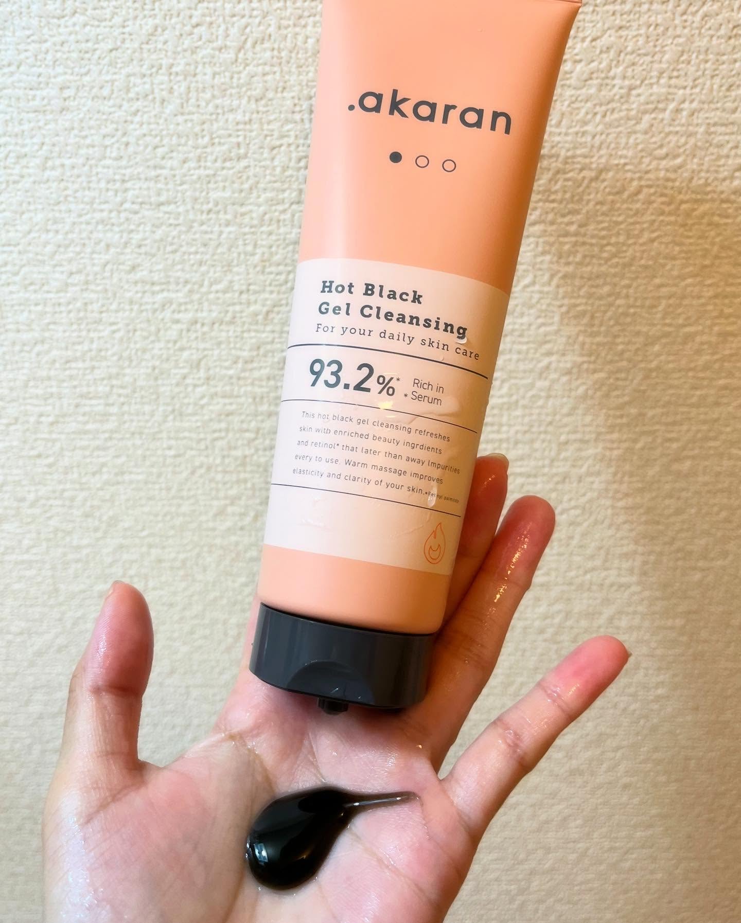 ブラックジェルクレンジング/.akaran/クレンジングジェルを使ったクチコミ（2枚目）