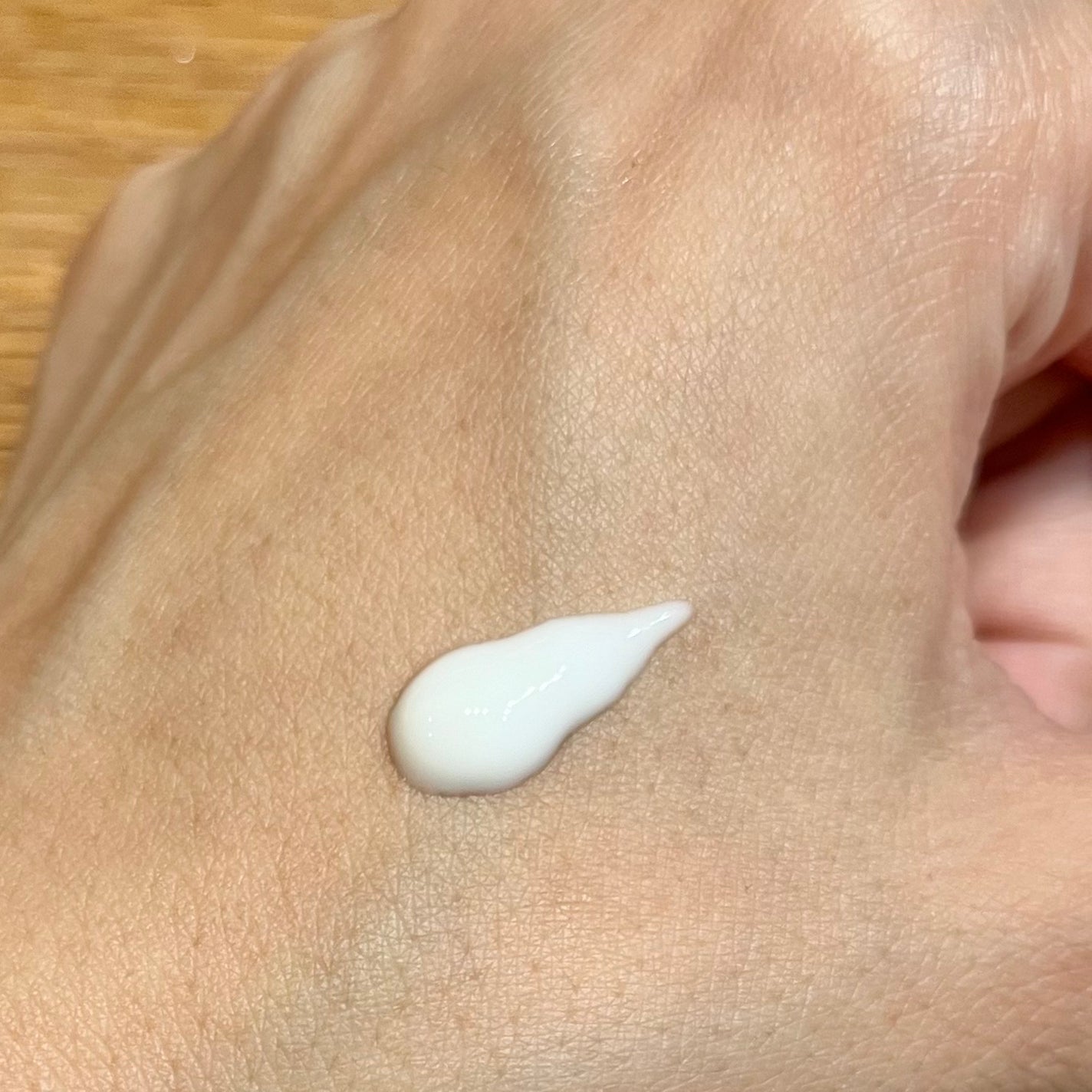 ウォーターメロン パンチ カミング サンスクリーン / スイカサンクリーム / SPF 50+ PA++++  /ビューランチ/日焼け止めクリームを使ったクチコミ(2枚目)