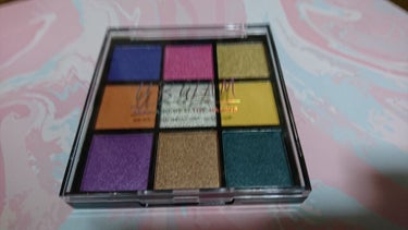 UR GLAM　BLOOMING EYE COLOR PALETTE/U R GLAM/パウダーアイシャドウを使ったクチコミ（1枚目）