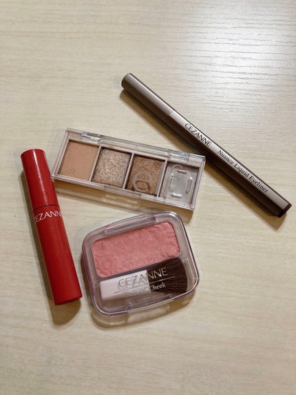 ニュアンスリキッドアイライナー/CEZANNE/リキッドアイライナーを使ったクチコミ(1枚目)