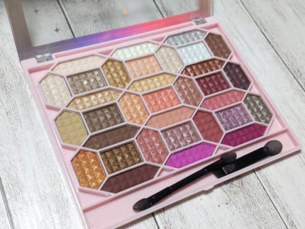 33色プロアイシャドウパレット/Dolly Angel/アイシャドウパレットを使ったクチコミ(2枚目)