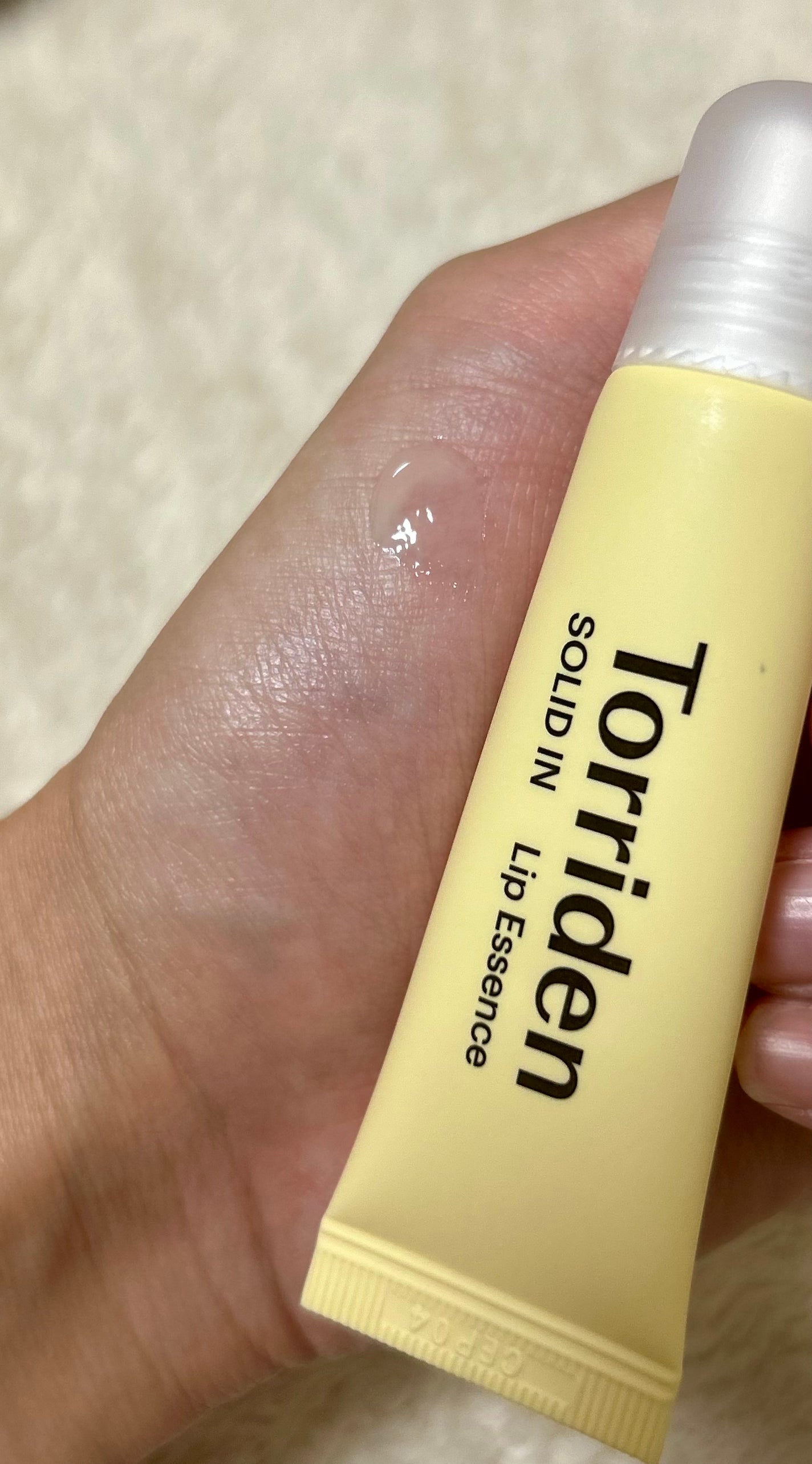 ソリッドイン リップエッセンス/Torriden/リップ美容液を使ったクチコミ(3枚目)