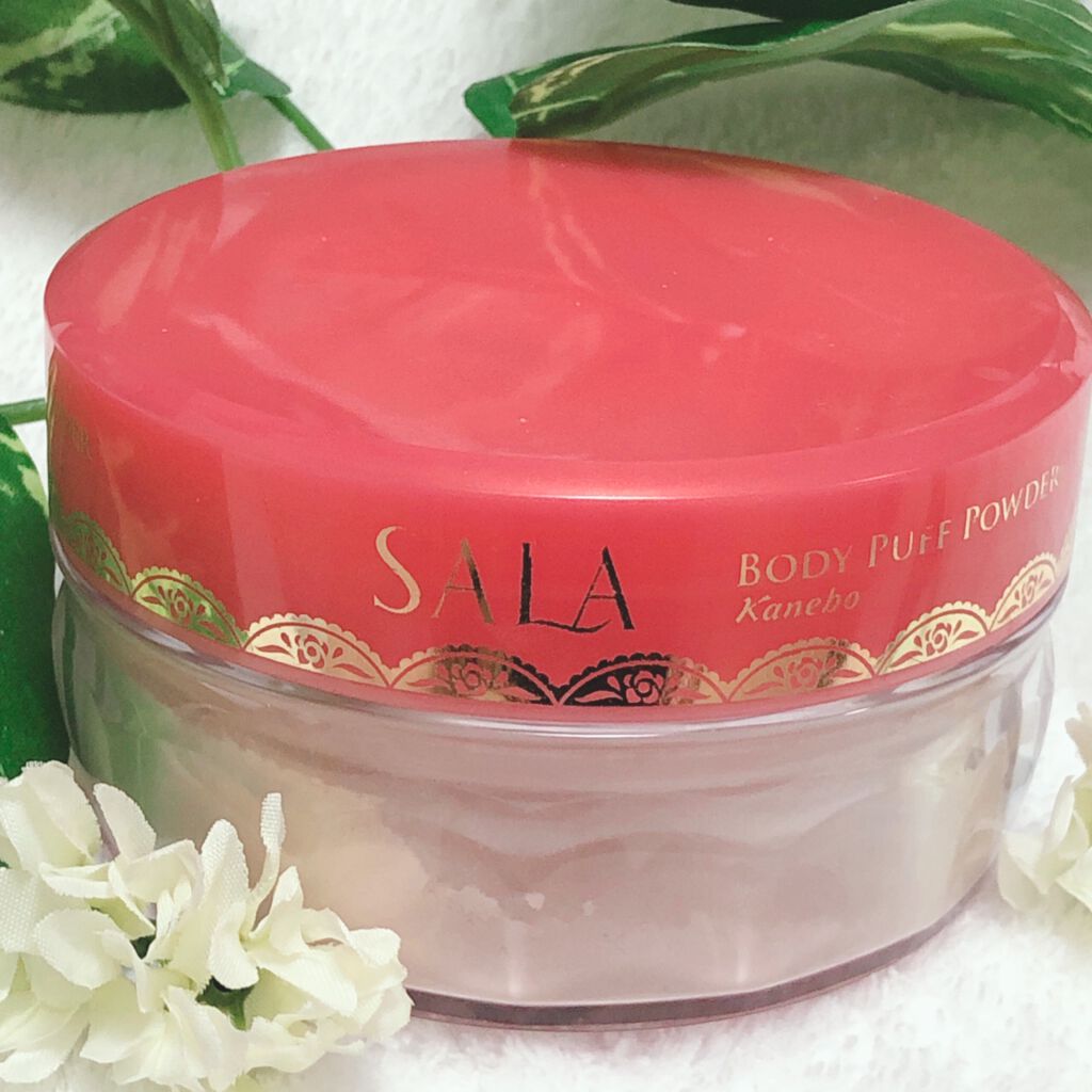 ボディパフパウダーN プリズムパール(サラ スウィートローズの香り)/SALA/ボディパウダーを使ったクチコミ(2枚目)