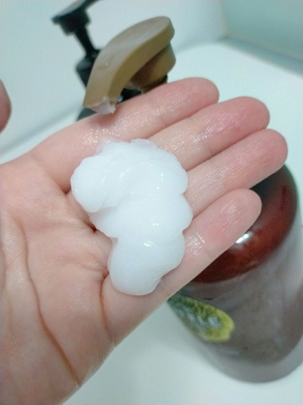 プレミアムブラックトリュフオイル頭皮ケアシャンプー/miseenscene/シャンプー・コンディショナーを使ったクチコミ(5枚目)