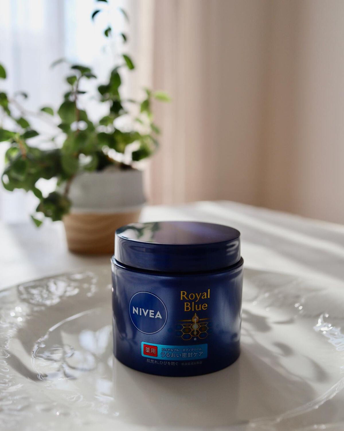ニベア ロイヤルブルーボディクリーム うるおい密封ケア/ニベア/ボディクリームを使ったクチコミ（2枚目）