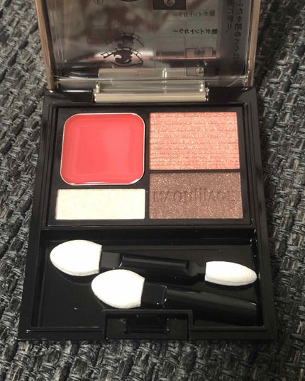 ドラマティックスタイリングアイズD/マキアージュ/アイシャドウパレットを使ったクチコミ(1枚目)