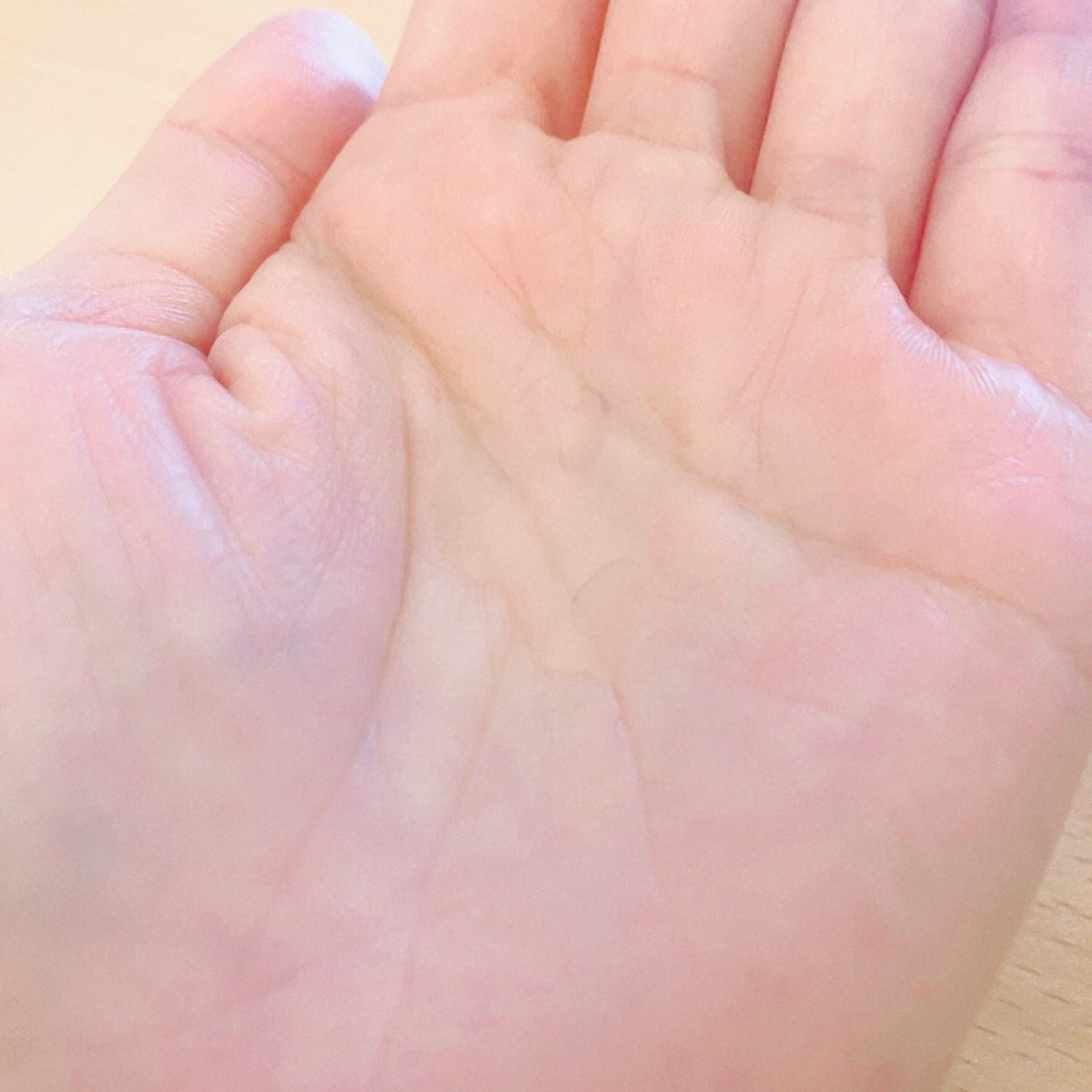 ラッピングモイストヘアオイル/Qurap/ヘアオイルを使ったクチコミ（2枚目）