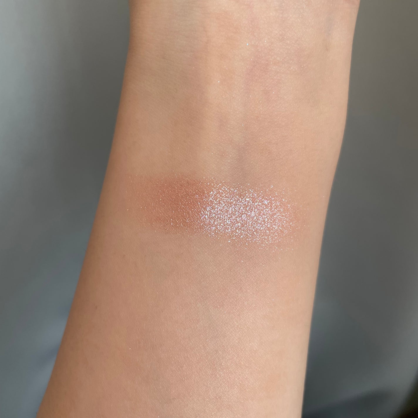 ルックアット マイアイベルベット/ETUDE/単色アイシャドウを使ったクチコミ(4枚目)