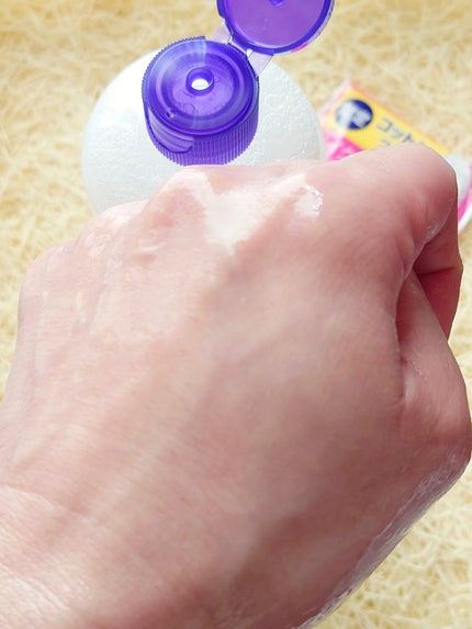 ハトムギ保湿ジェル(ナチュリエ スキンコンディショニングジェル)/ナチュリエ/美容液を使ったクチコミ(4枚目)