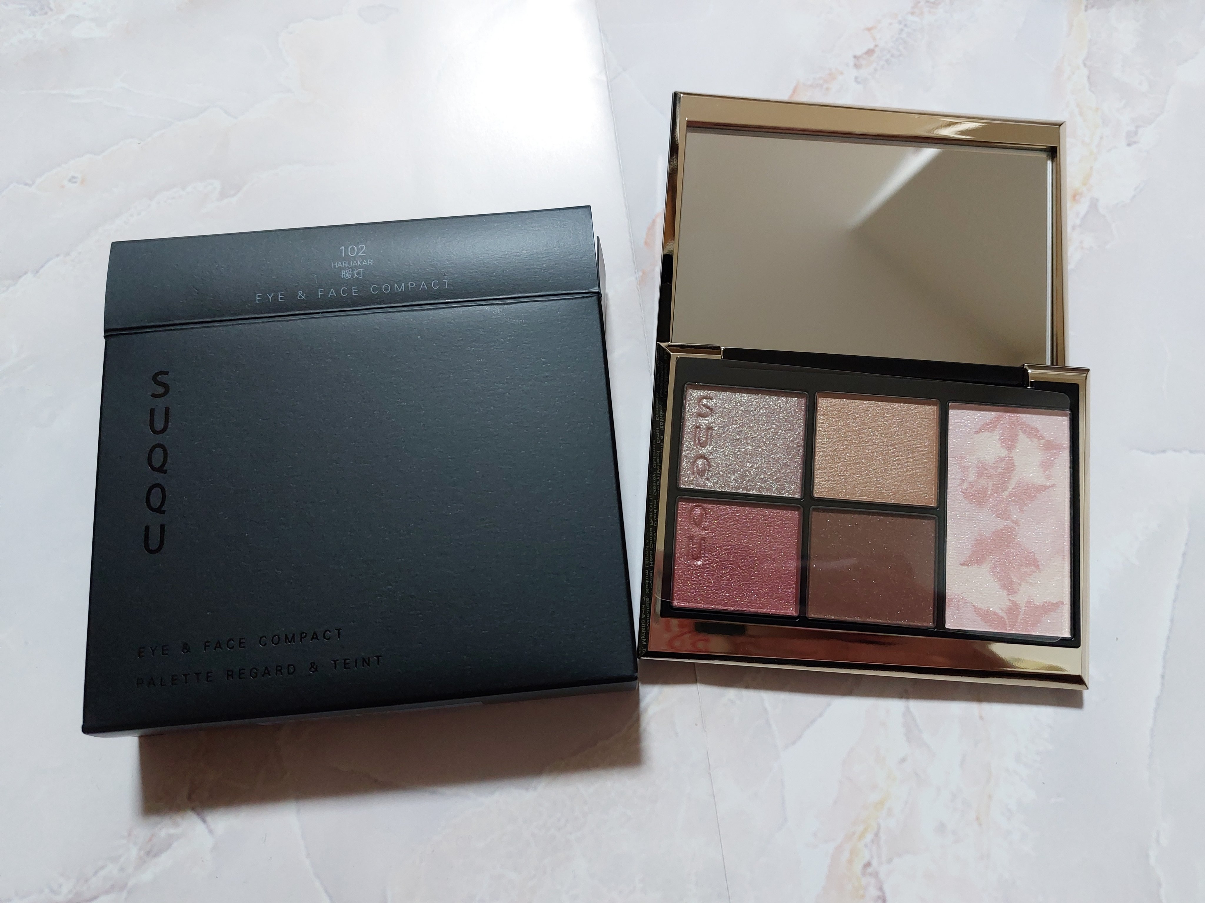 SUQQU SUQQU アイ&フェイス コンパクトのクチコミ「102 暖灯-HARUAKARI

全てにラメが入っているんだけど派手になりすぎず繊細で上品。.....」（3枚目）
