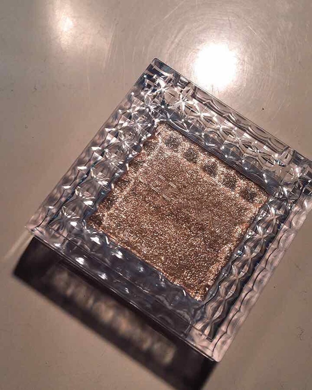 ayana on LIPS 「セザンヌのシングルカラーアイシャドウ04いつもラメ買う時失敗し..」(1枚目)