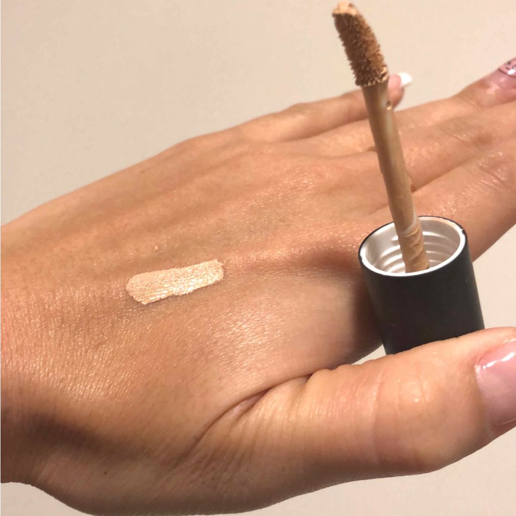 maki on LIPS 「コンシーラーはご存知かと思いますがtheSAEMのMINERA..」(3枚目)