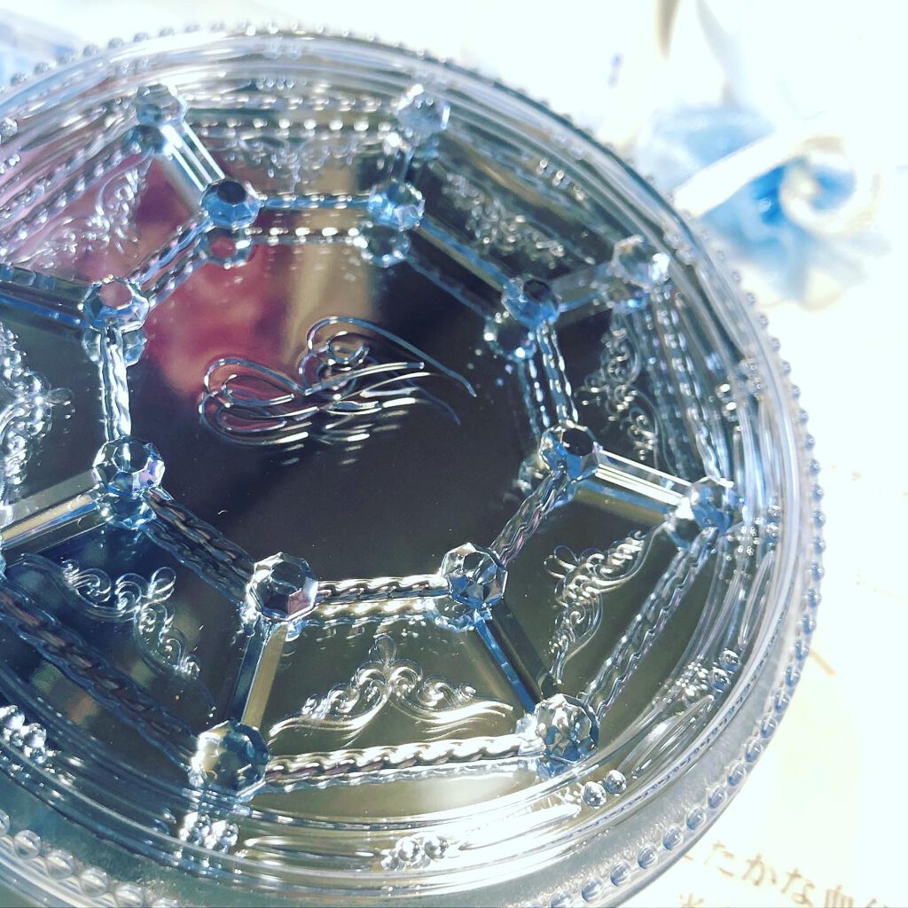 サムシングピュアブルー イノセントフェイスパウダー/JILL STUART/プレストパウダーを使ったクチコミ(5枚目)