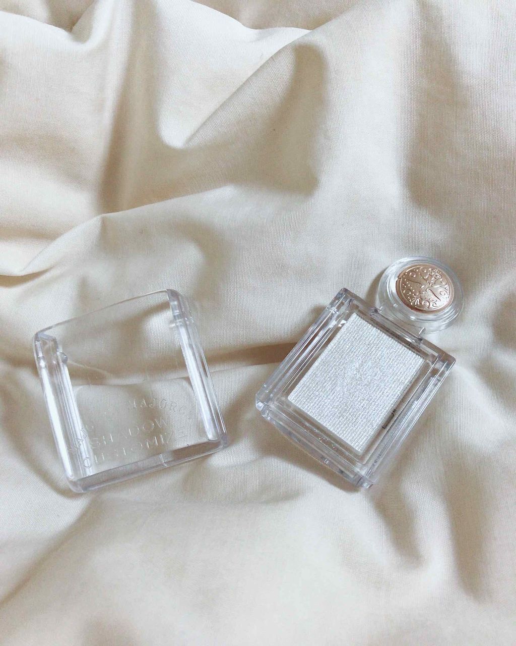 シャドーカスタマイズ/MAJOLICA MAJORCA/単色アイシャドウを使ったクチコミ(2枚目)