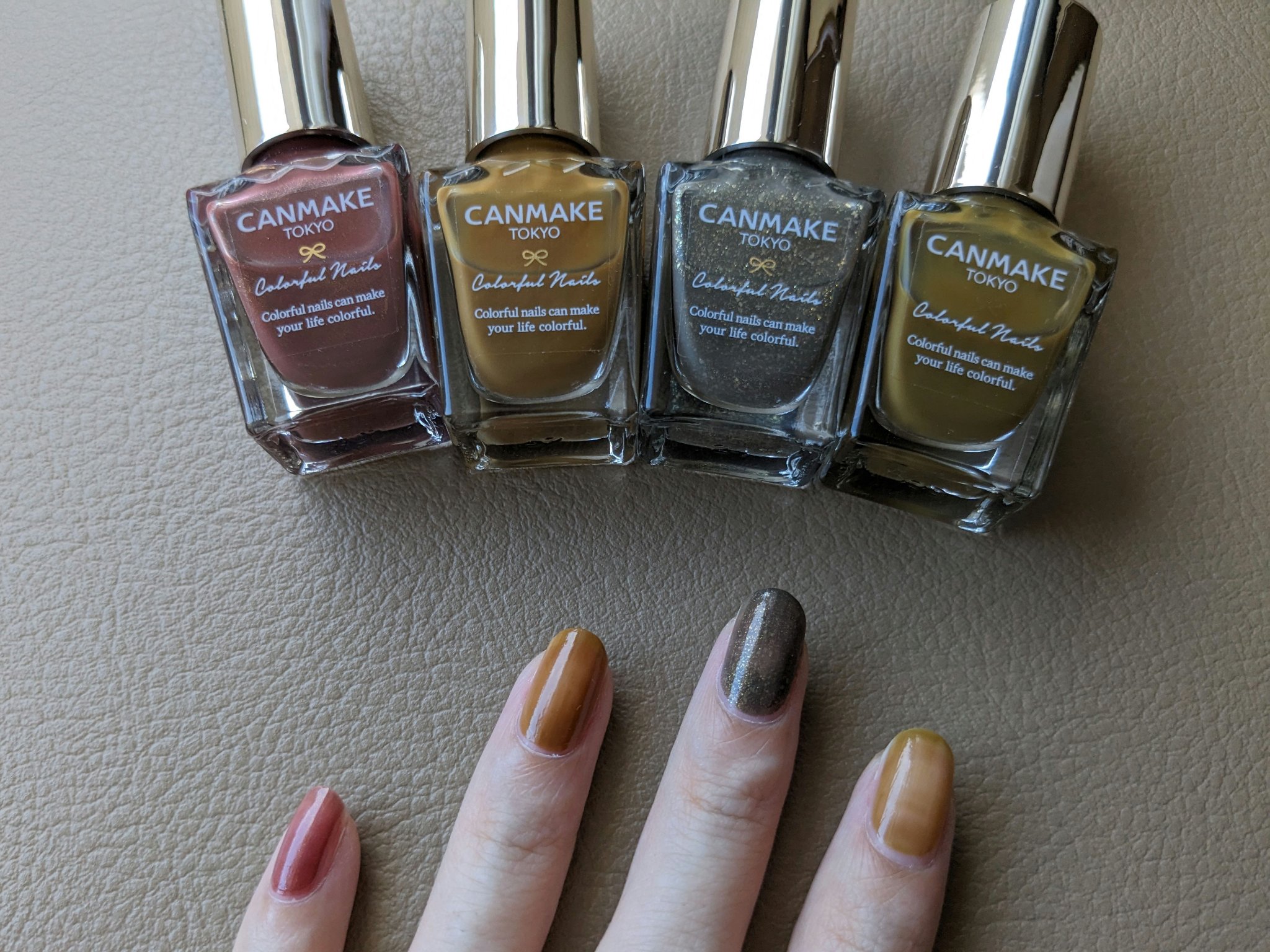 カラフルネイルズ/キャンメイク/マニキュアを使ったクチコミ（3枚目）